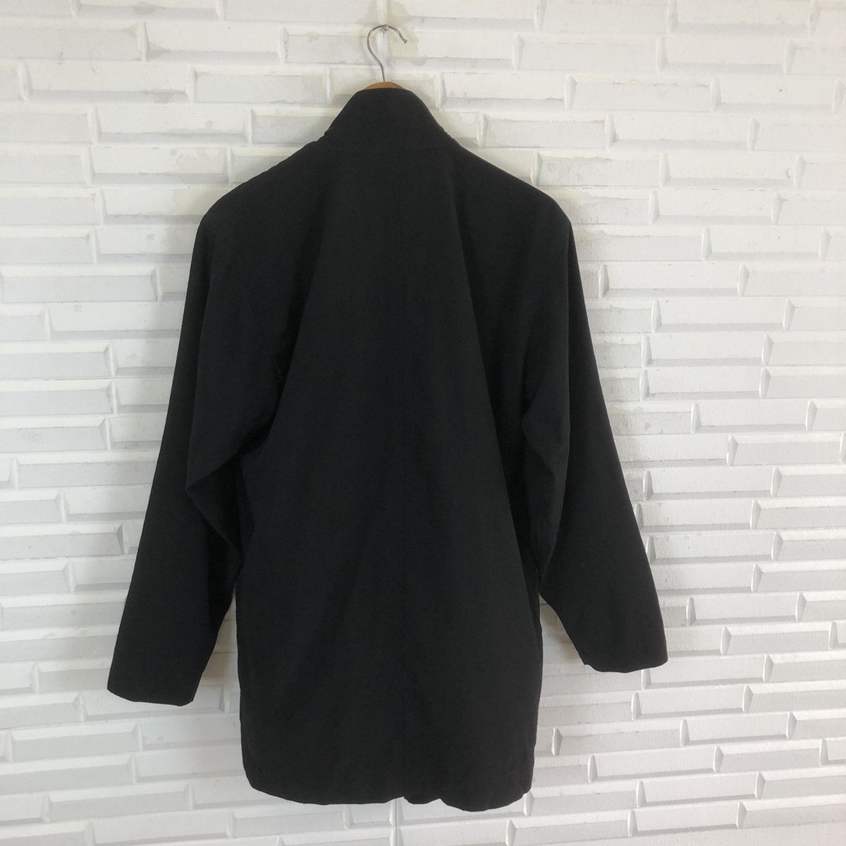Issey Miyake PLANTATION BY ISSEY MIYAKE BUTTON LESS LIGHT JACKET Size US L / EU 52-54 / 3 - 7 Thumbnail