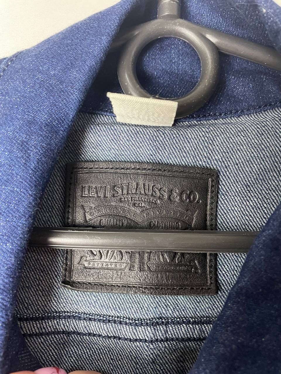 Levi's Levi’s Denim Jacket size L Size US L / EU 52-54 / 3 - 3 Thumbnail