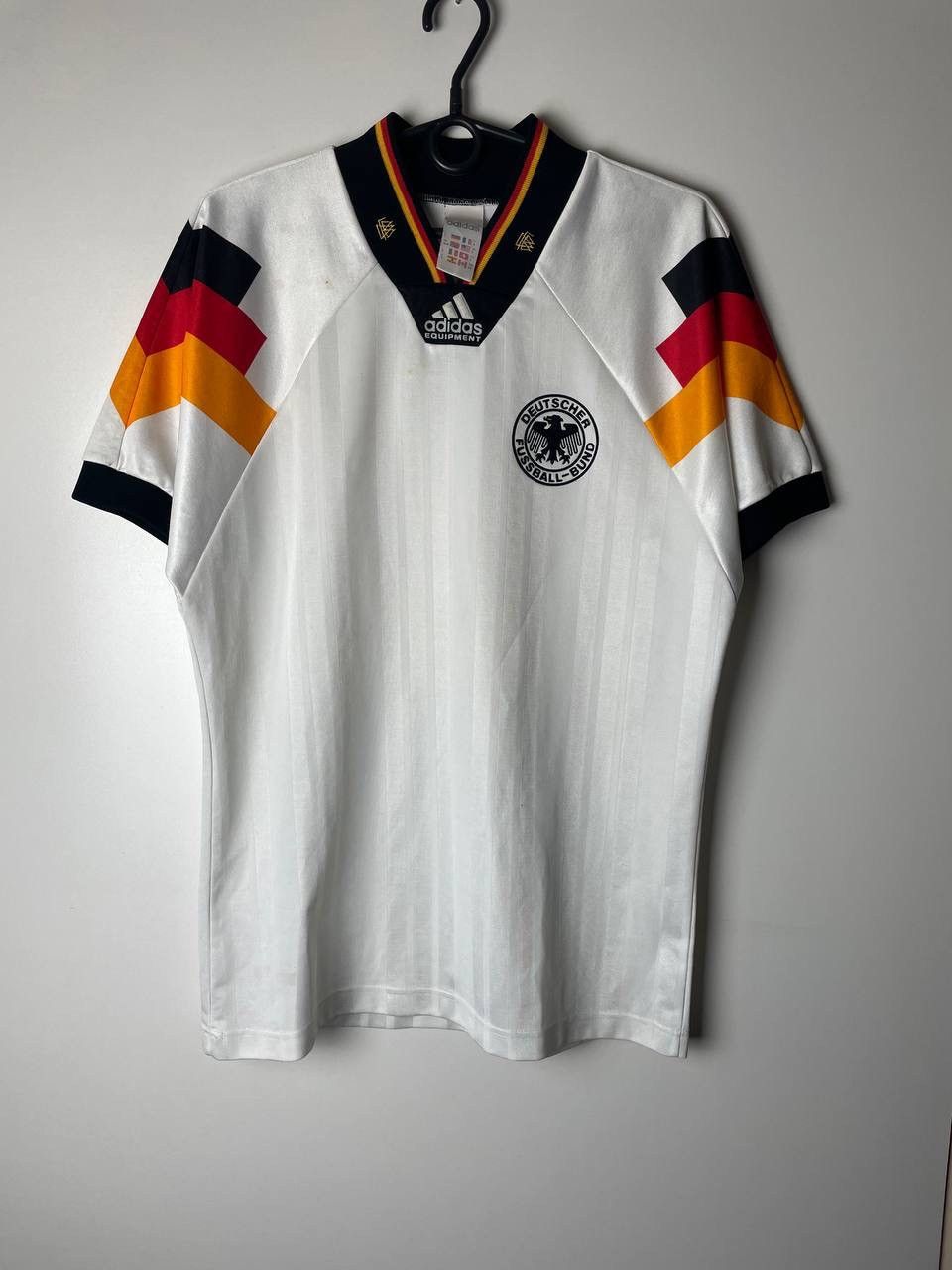 Vintage Adidas Equipment Germany 90s vintage t-shirts size S Size US S / EU 44-46 / 1 - 1 Thumbnail