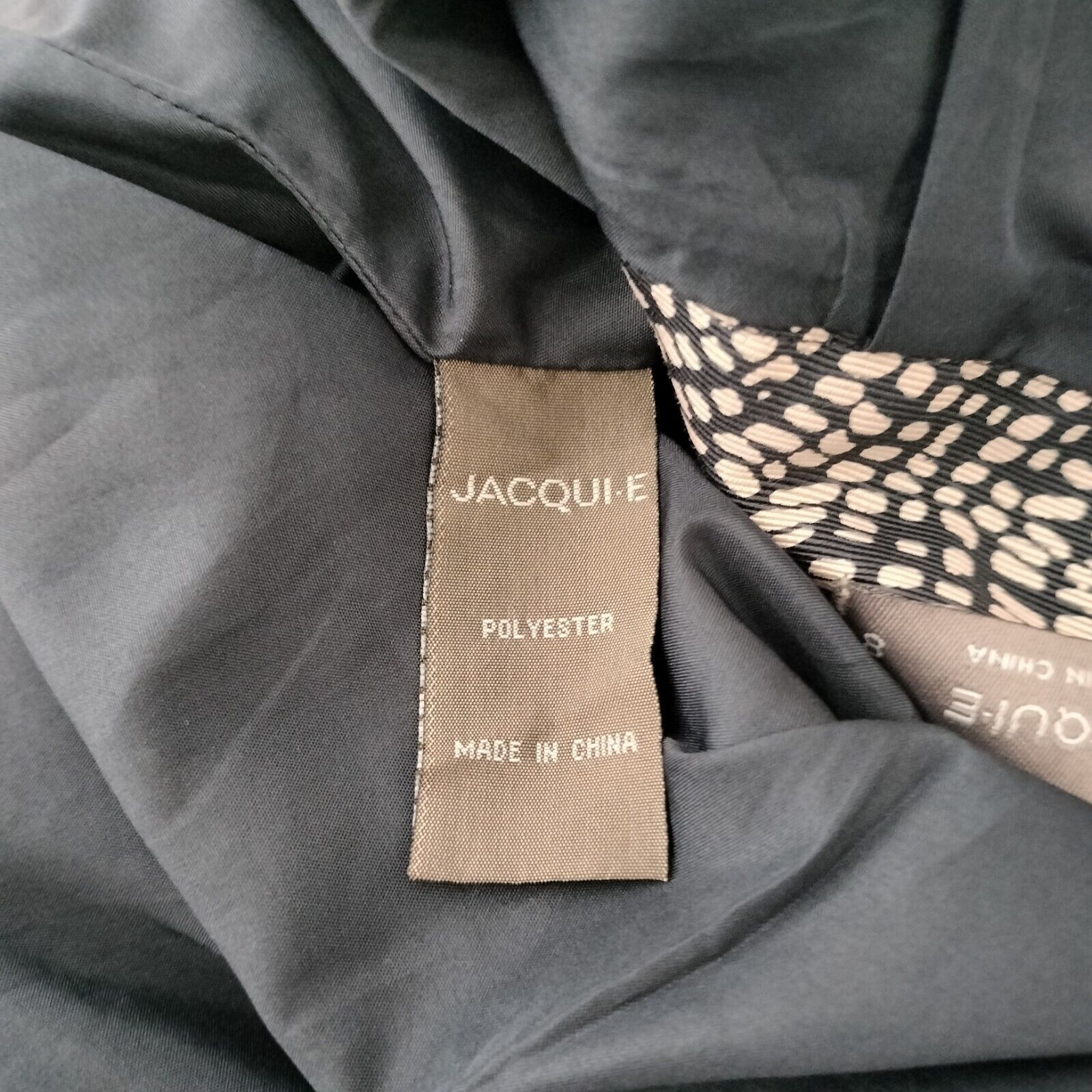 Designer Jacqui E Skirt High Waist Pencil Batik Abstract Corporate Size 27" / US 4 / IT 40 - 7 Thumbnail