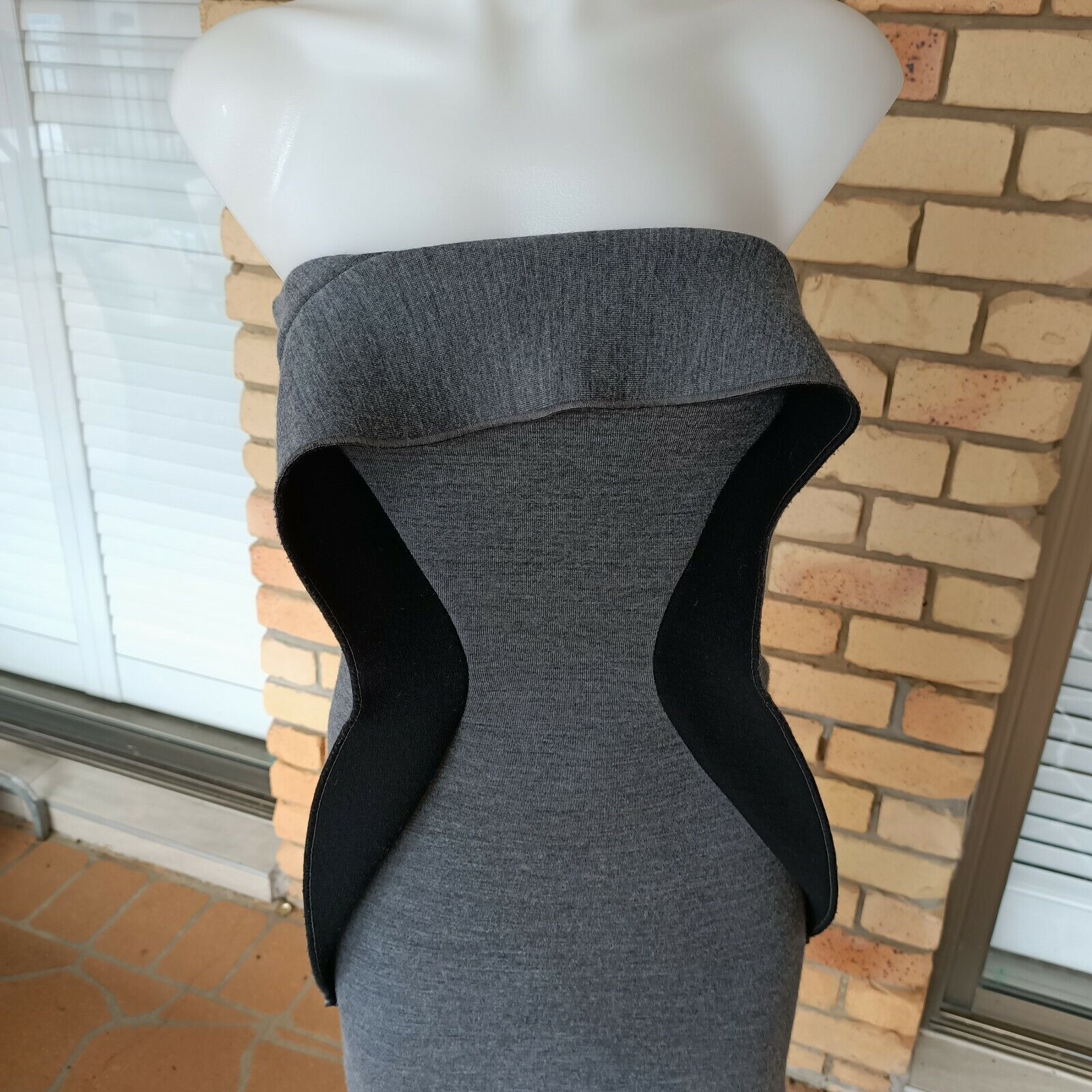 Designer By Johnny Size 6 Dress Grey 100% Merino Wool Size XS / US 0-2 / IT 36-38 - 4 Thumbnail