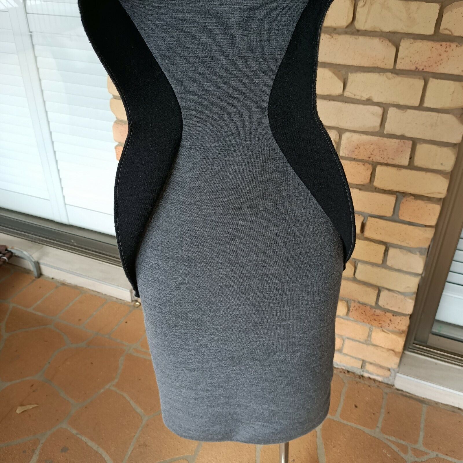 Designer By Johnny Size 6 Dress Grey 100% Merino Wool Size XS / US 0-2 / IT 36-38 - 5 Thumbnail