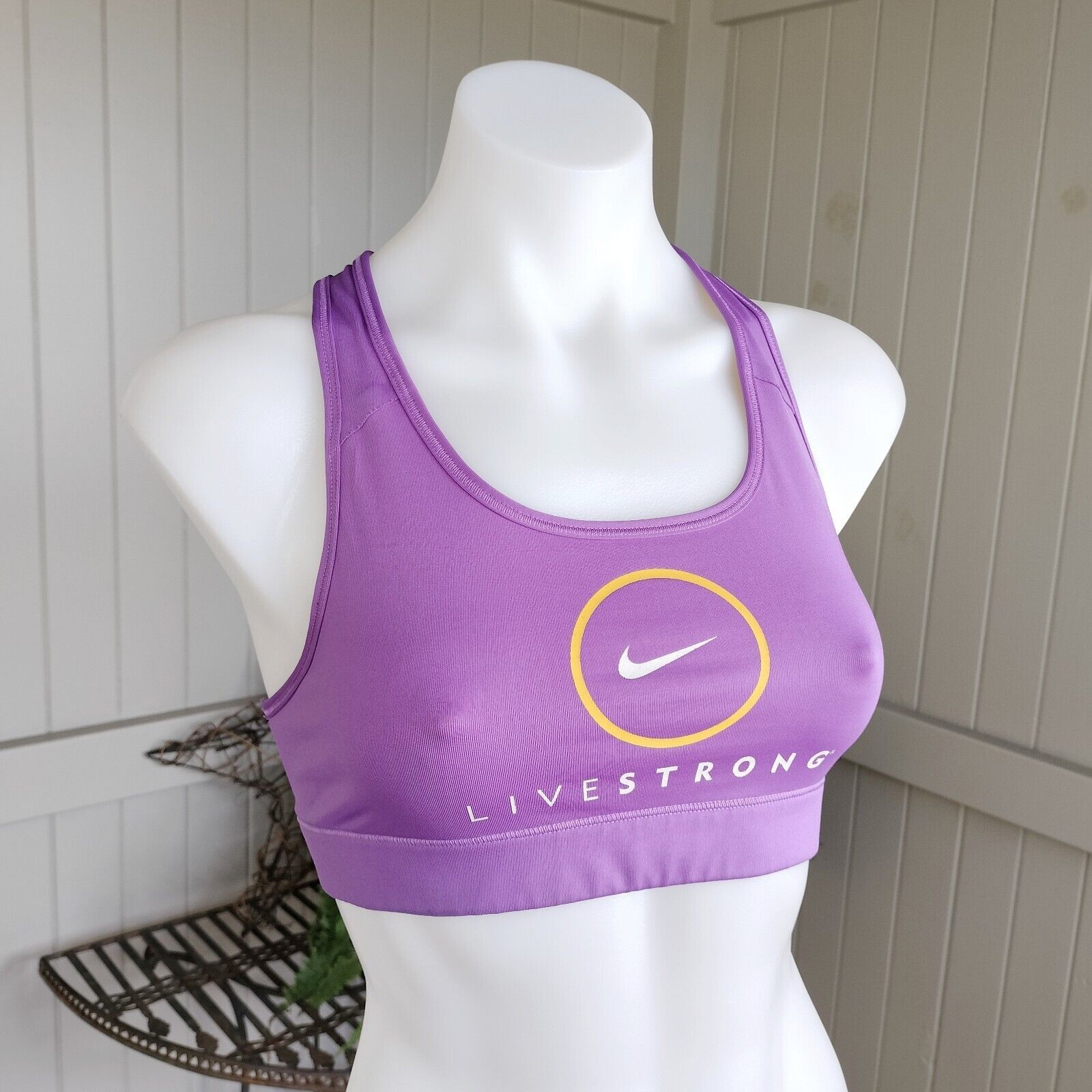 Nike Nike Livestrong Sports Bra Racerback Activewear Gym Running Size XS / US 0-2 / IT 36-38 - 4 Thumbnail