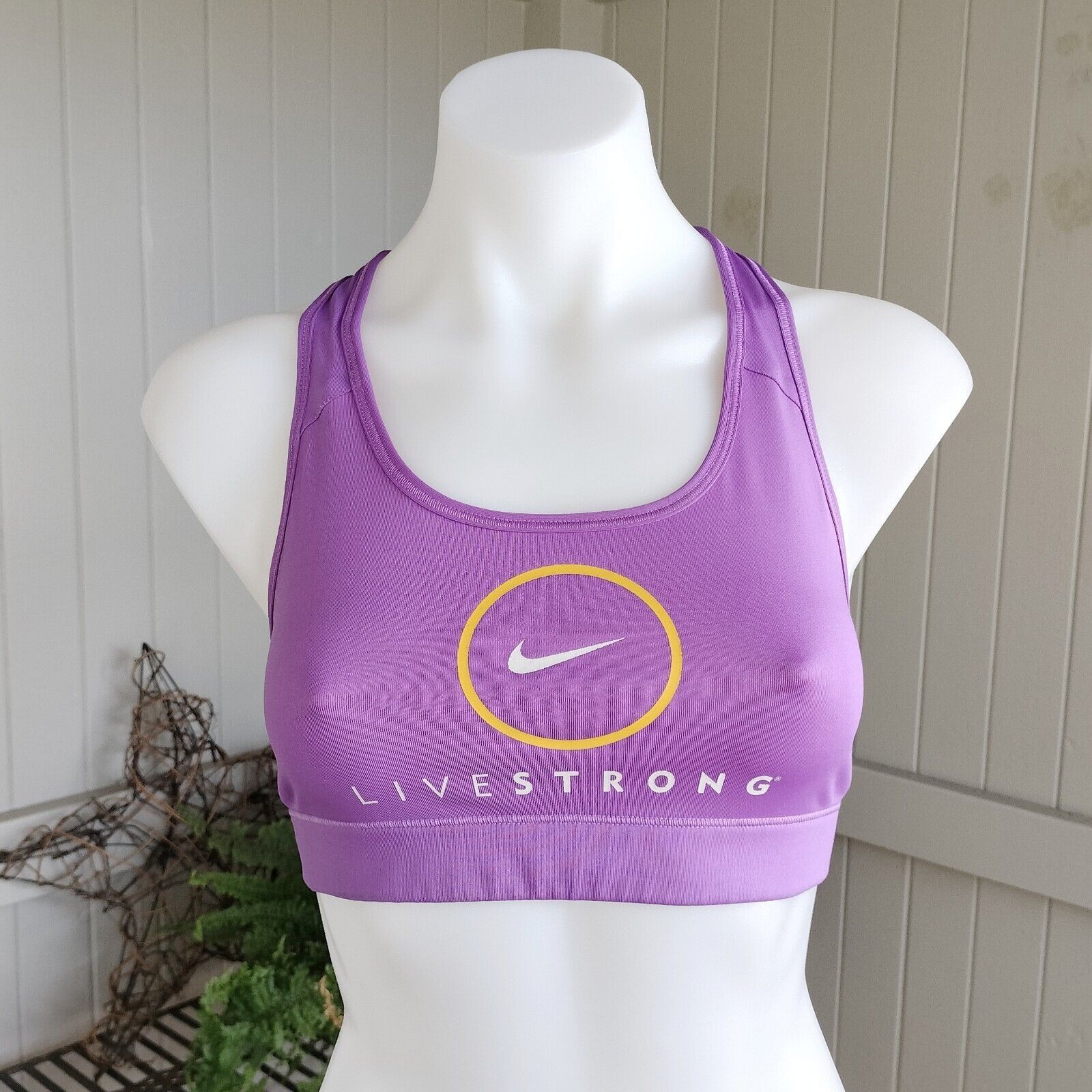 Nike Nike Livestrong Sports Bra Racerback Activewear Gym Running Size XS / US 0-2 / IT 36-38 - 1 Thumbnail
