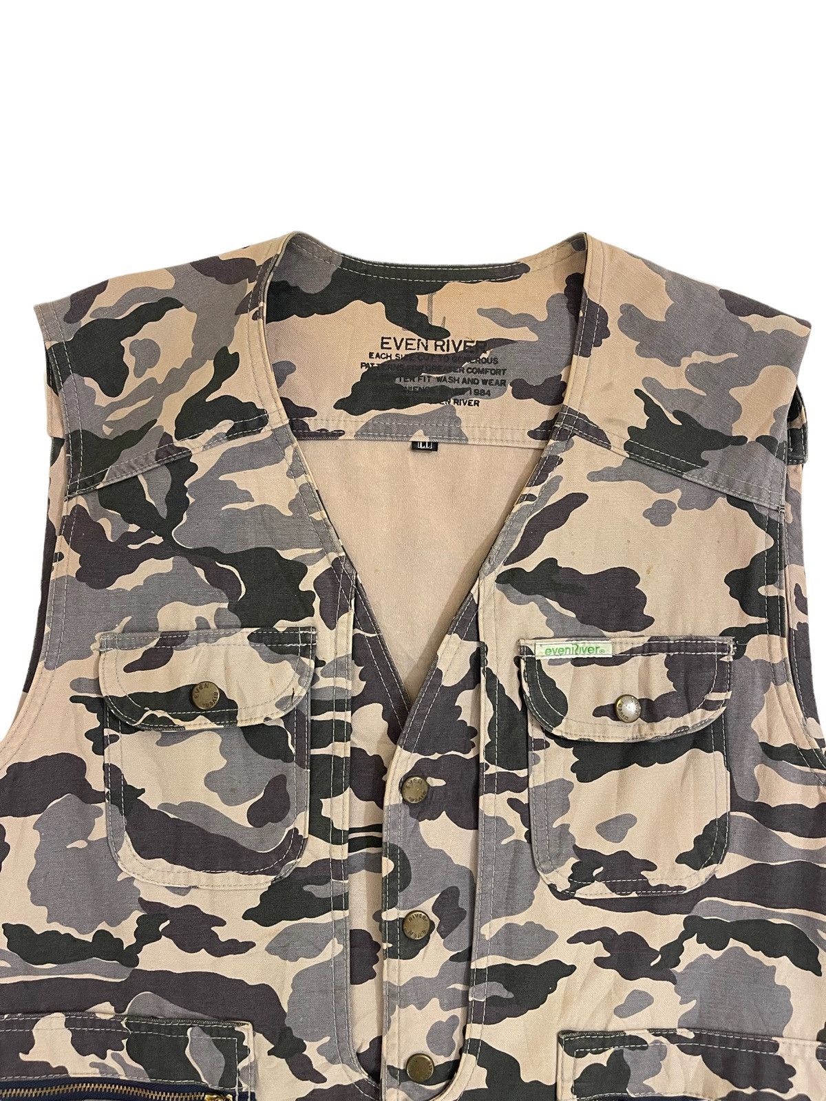 Japanese Brand × Vintage vintage techwear vest even river outdoor vest Size US L / EU 52-54 / 3 - 5 Thumbnail