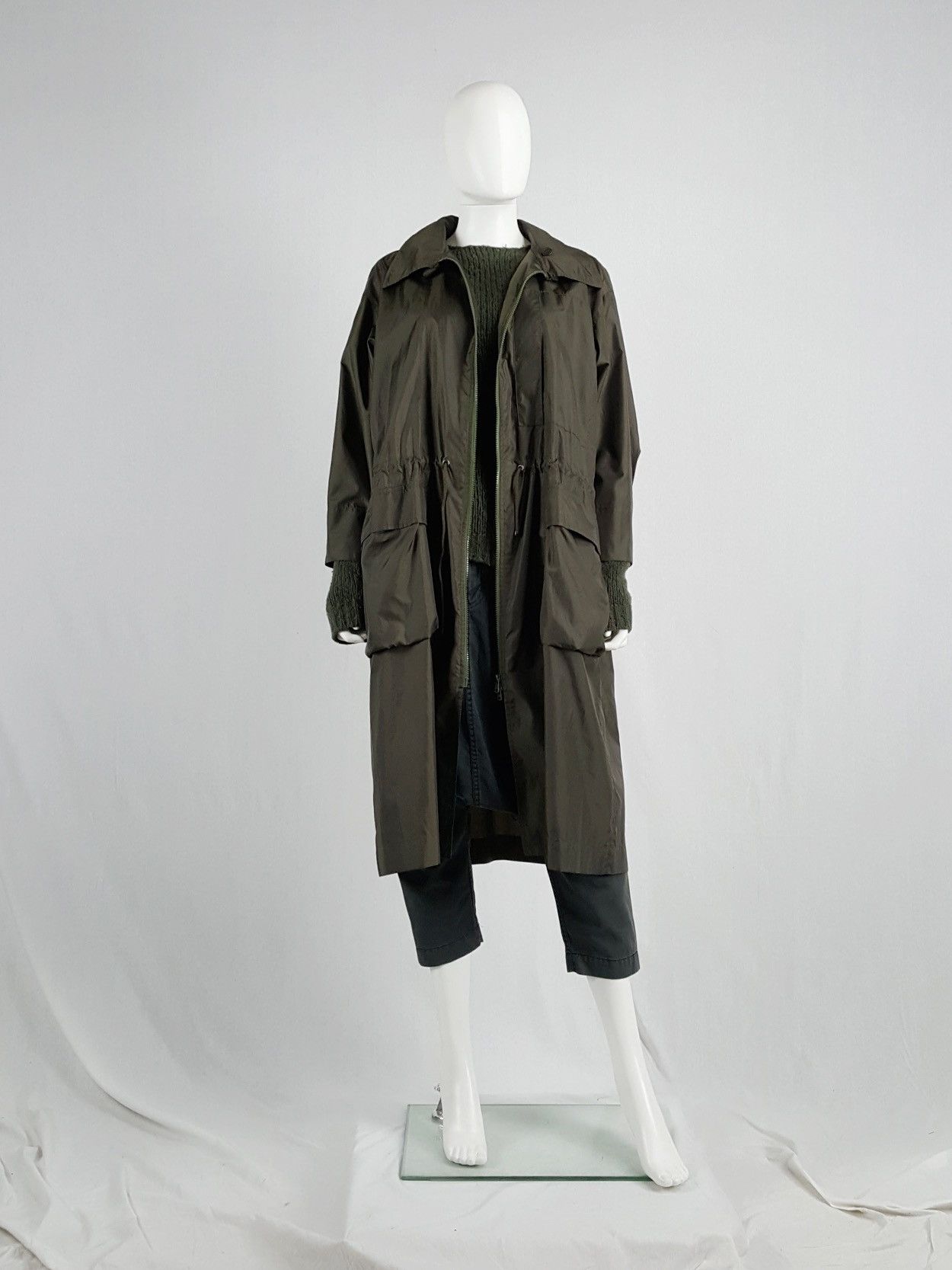 Issey Miyake ISSEY MIYAKE WINDCOAT FOLDABLE PARKA OVERSIZED PLUM Size US L / EU 52-54 / 3 - 14 Thumbnail