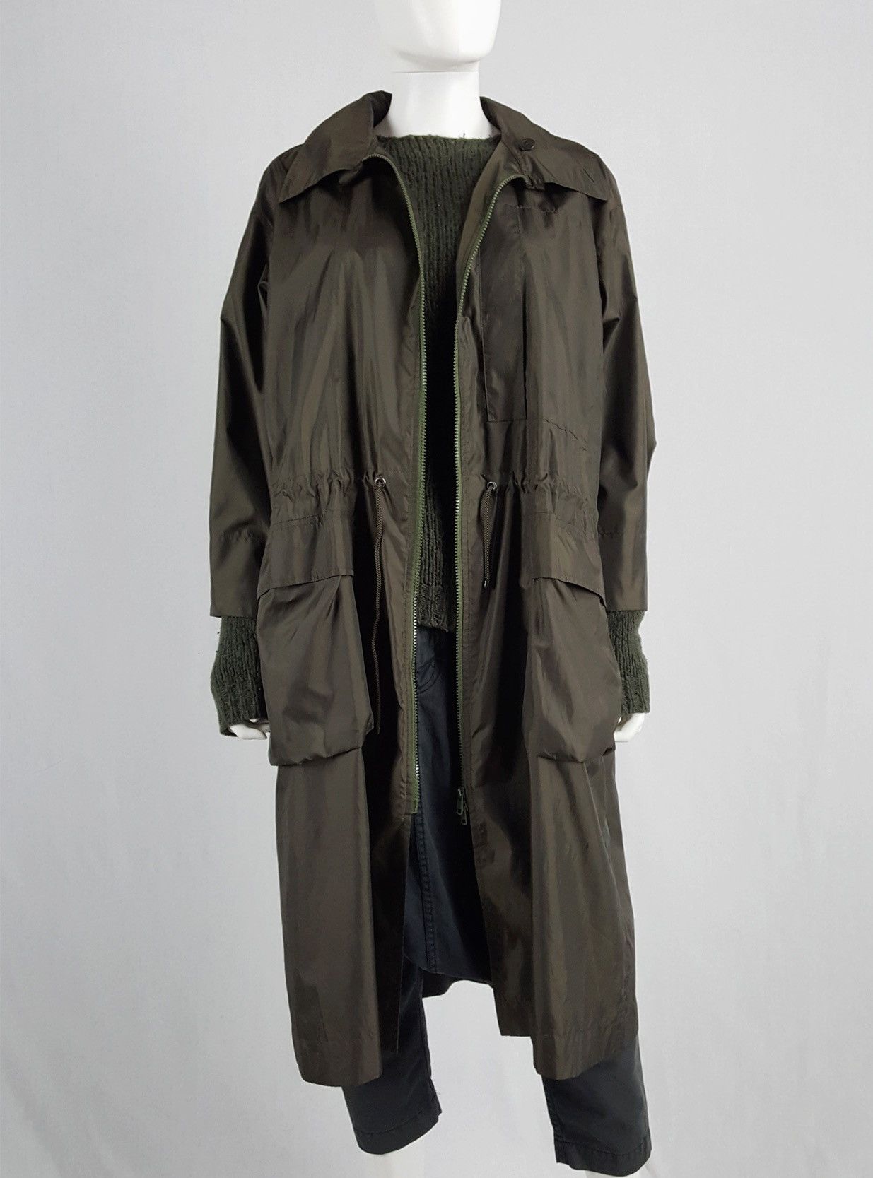 Issey Miyake ISSEY MIYAKE WINDCOAT FOLDABLE PARKA OVERSIZED PLUM Size US L / EU 52-54 / 3 - 12 Thumbnail