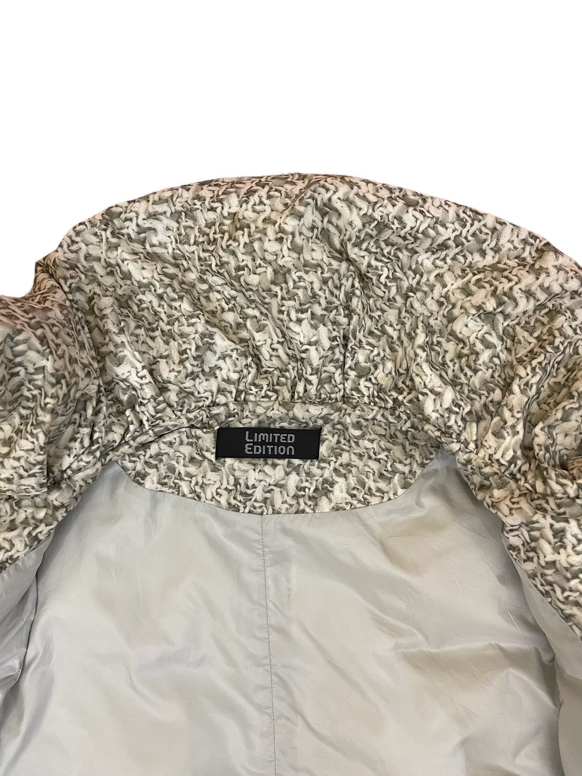 Japanese Brand japanese brand limited edition down jacket Size M / US 6-8 / IT 42-44 - 8 Thumbnail