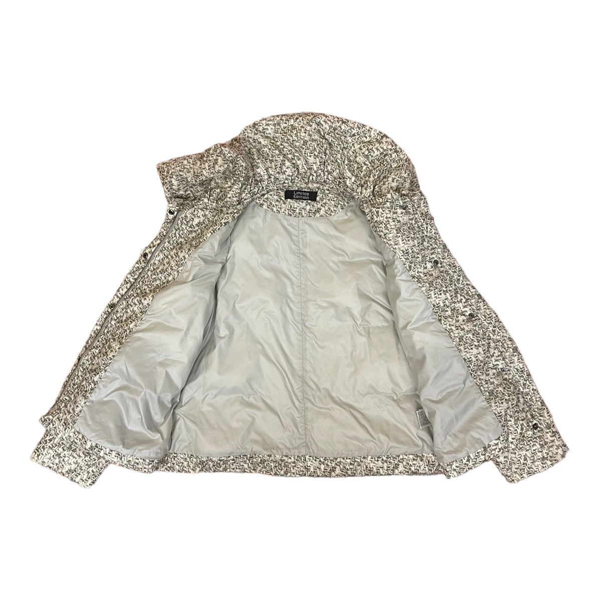 Japanese Brand japanese brand limited edition down jacket Size M / US 6-8 / IT 42-44 - 4 Thumbnail