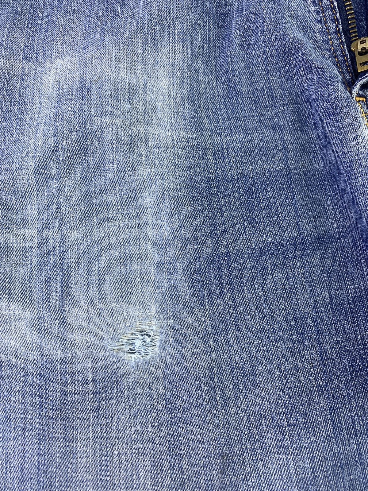 Levi's Vintage Levi's 559 Blue Wash Jeans - J576 Size US 35 - 9 Thumbnail