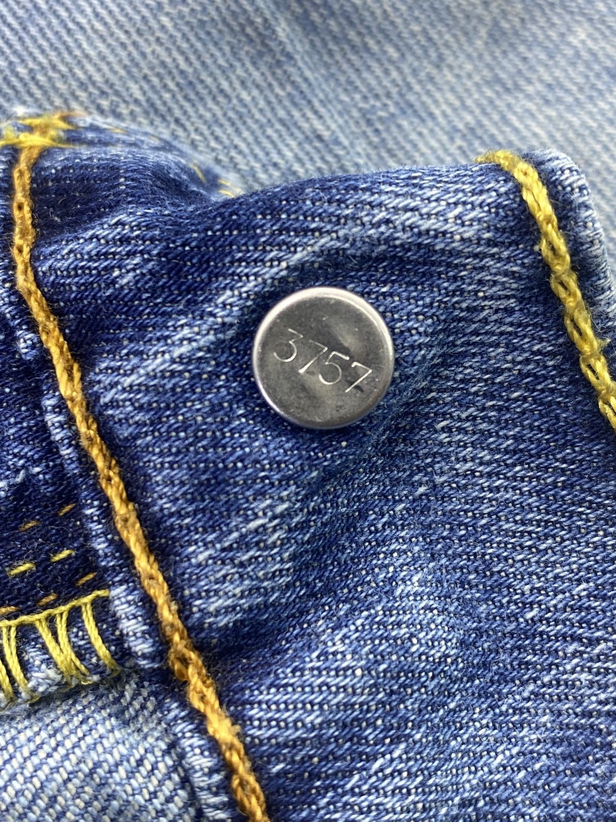 Levi's Vintage Levi's 559 Blue Wash Jeans - J576 Size US 35 - 4 Thumbnail