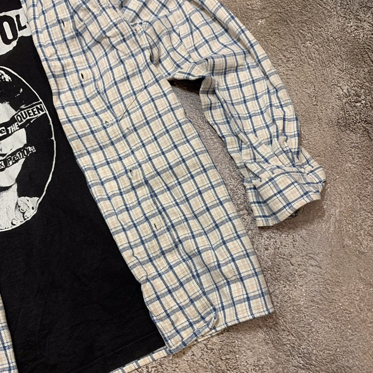 Vintage Vintage 90s Checkered Shirt Pistols Graphic Punk Streetwear Size US M / EU 48-50 / 2 - 6 Thumbnail