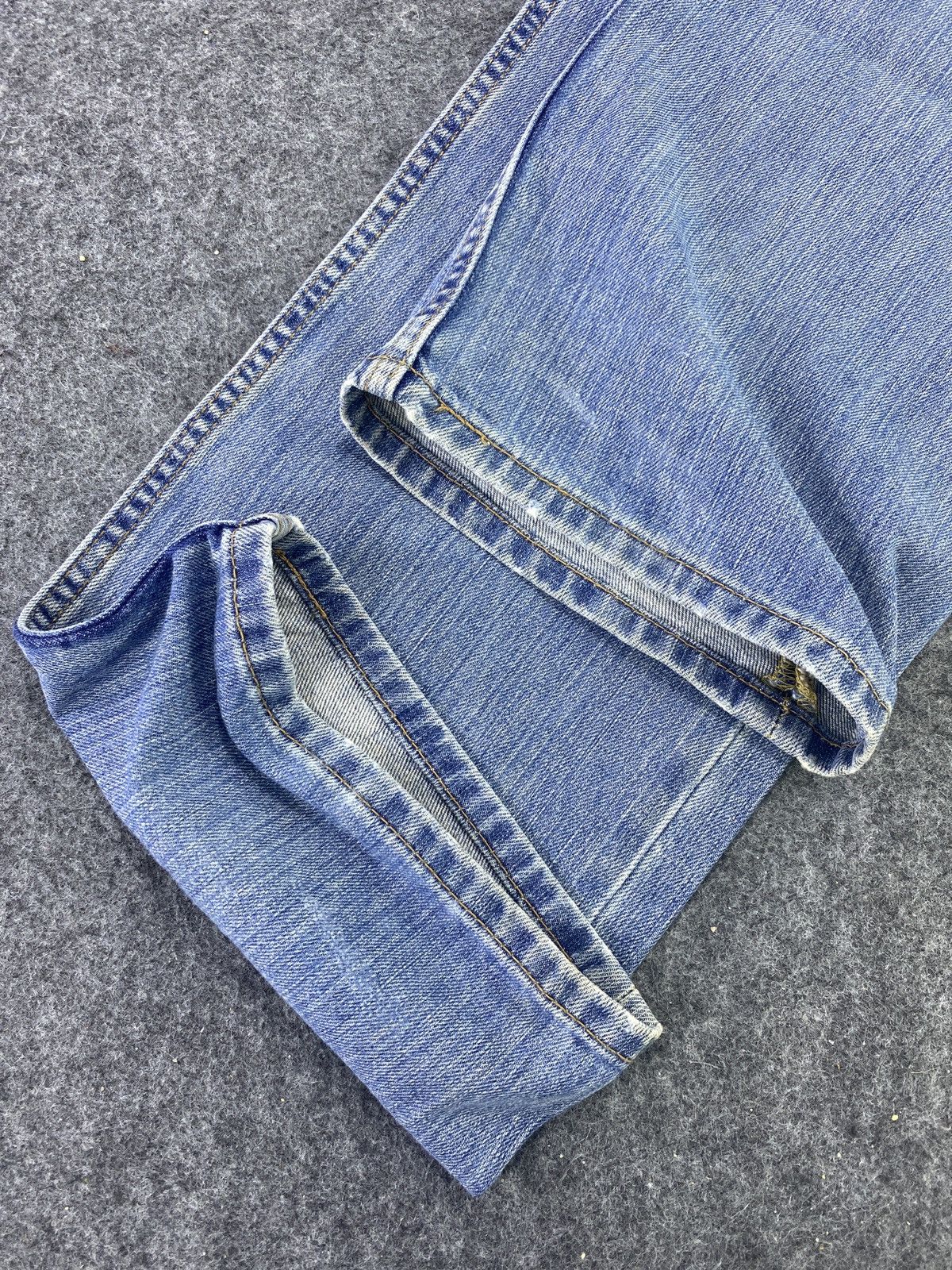 Levi's Vintage Levi's 569 Blue Wash Jeans - J579 Size US 36 / EU 52 - 7 Thumbnail