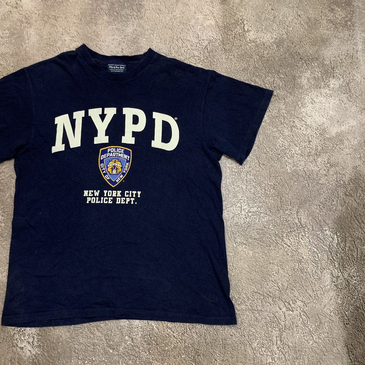 Vintage Vintage 90s NYPD Graphic Tee Sun Faded Streetwear Relaxed M Size US M / EU 48-50 / 2 - 2 Thumbnail