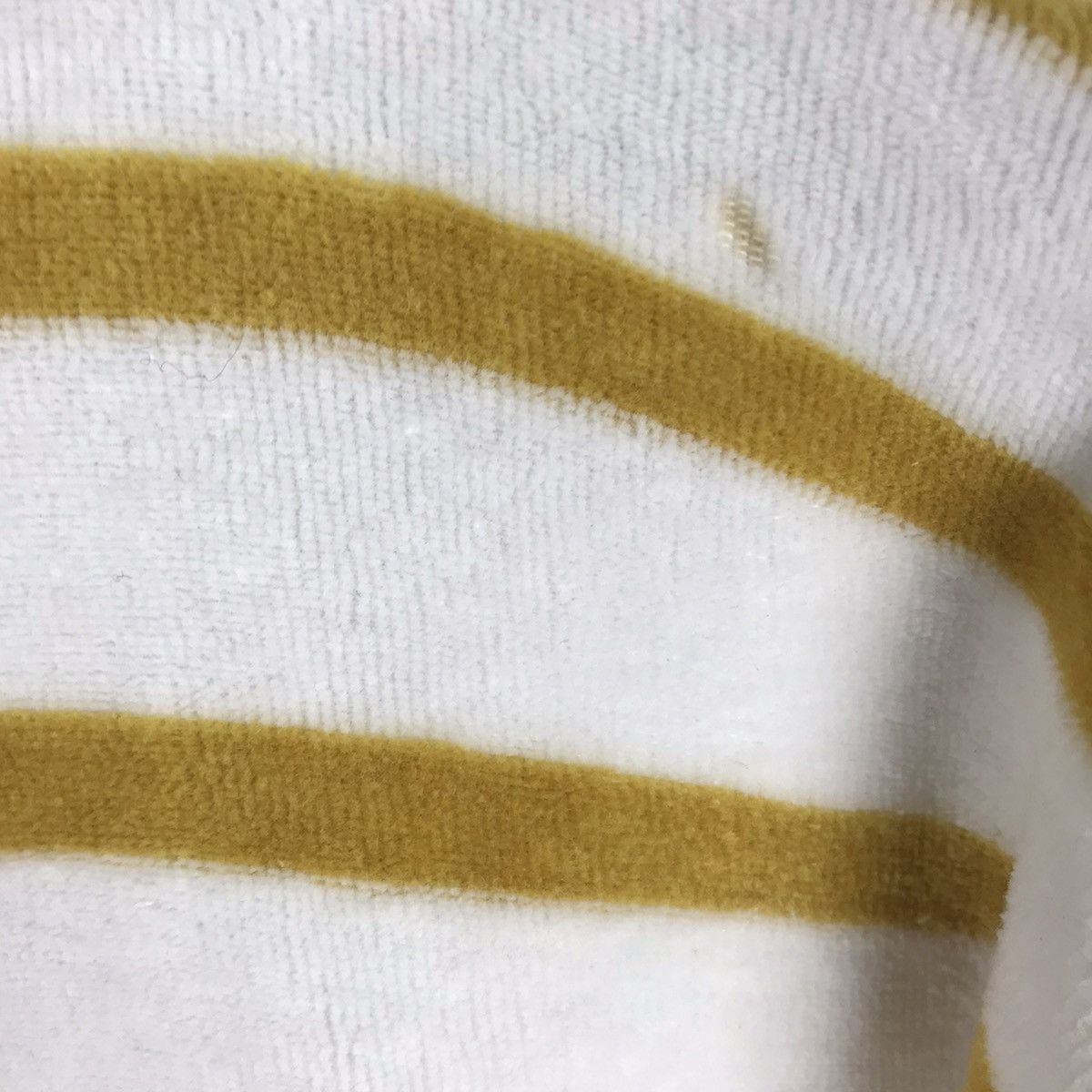 Yves Saint Laurent Vintage Yves Saint Lauren Velvet Sweatshirt Ysl Knitwear Size US M / EU 48-50 / 2 - 7 Thumbnail