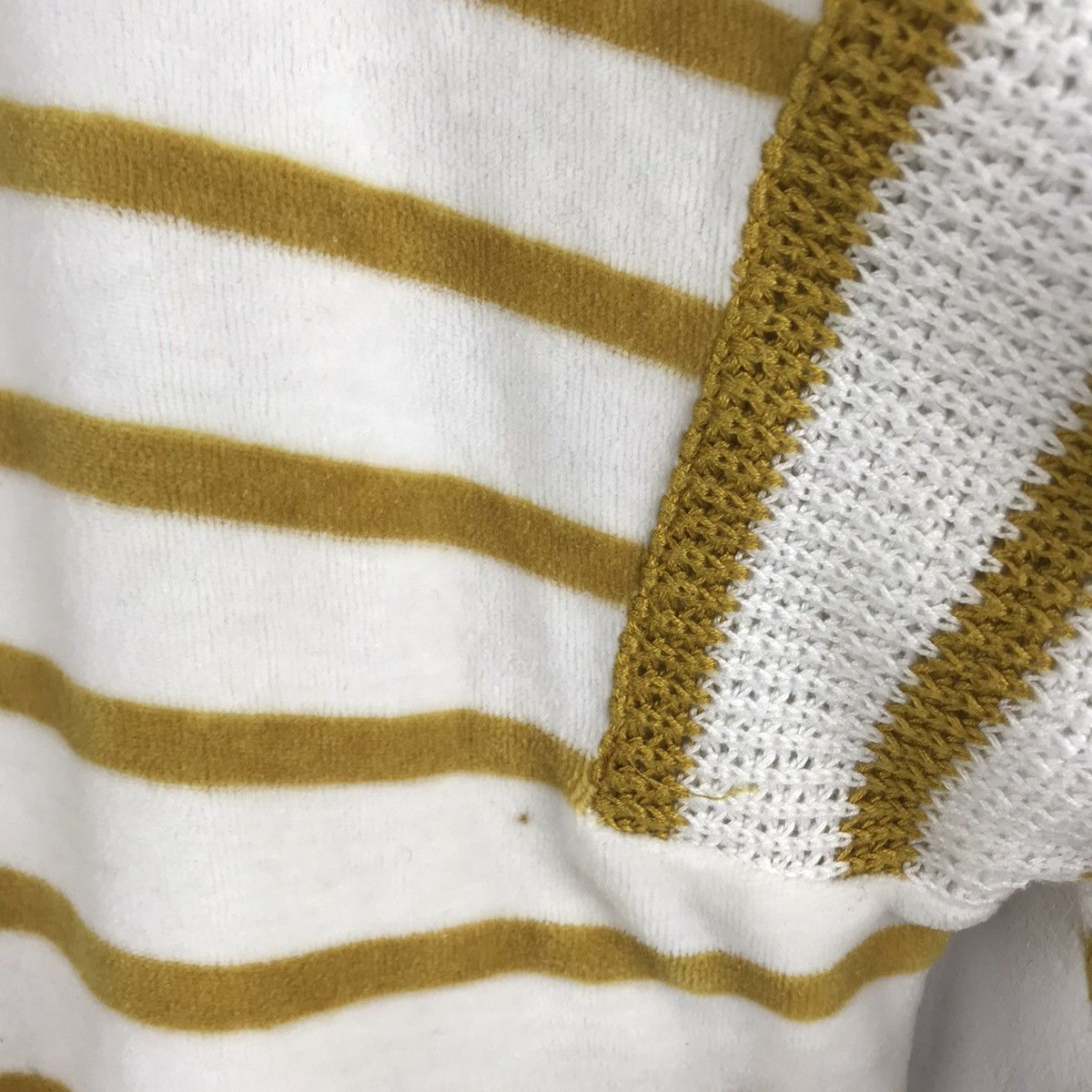 Yves Saint Laurent Vintage Yves Saint Lauren Velvet Sweatshirt Ysl Knitwear Size US M / EU 48-50 / 2 - 5 Thumbnail