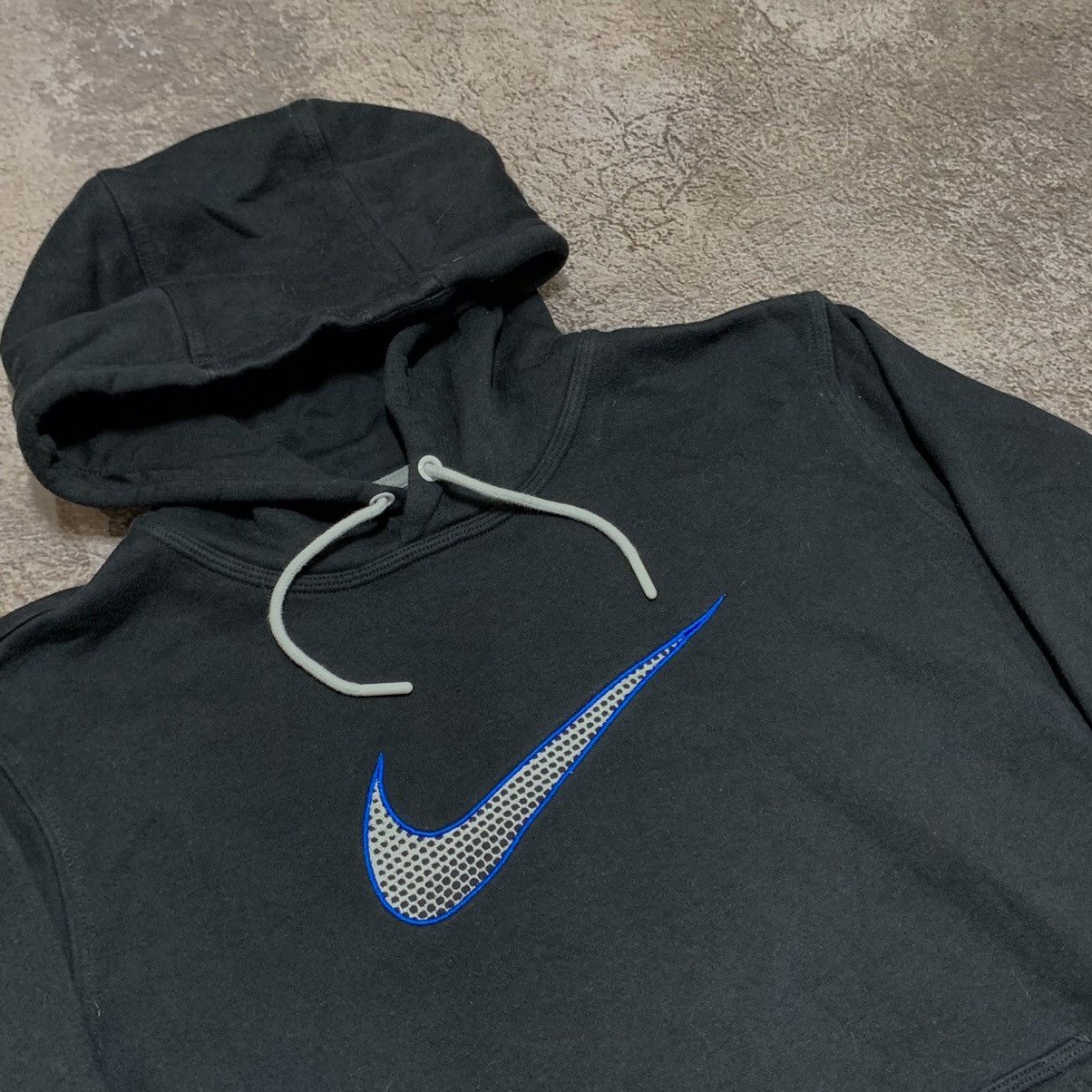 Vintage Vintage 90s Nike Swoosh Embroidered Hoodie Streetwear Slim M Size US M / EU 48-50 / 2 - 5 Thumbnail