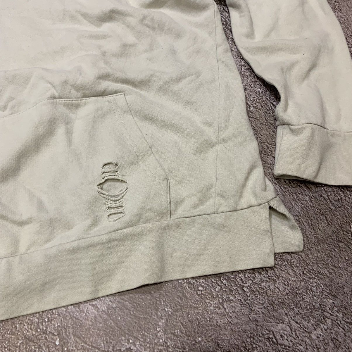 Vintage Vintage Y2K Distressed All Over Print Hoodie Streetwear XL Size US XL / EU 56 / 4 - 6 Thumbnail
