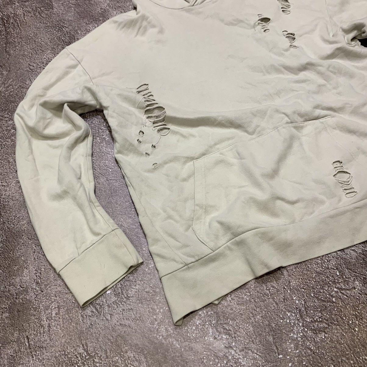 Vintage Vintage Y2K Distressed All Over Print Hoodie Streetwear XL Size US XL / EU 56 / 4 - 3 Thumbnail