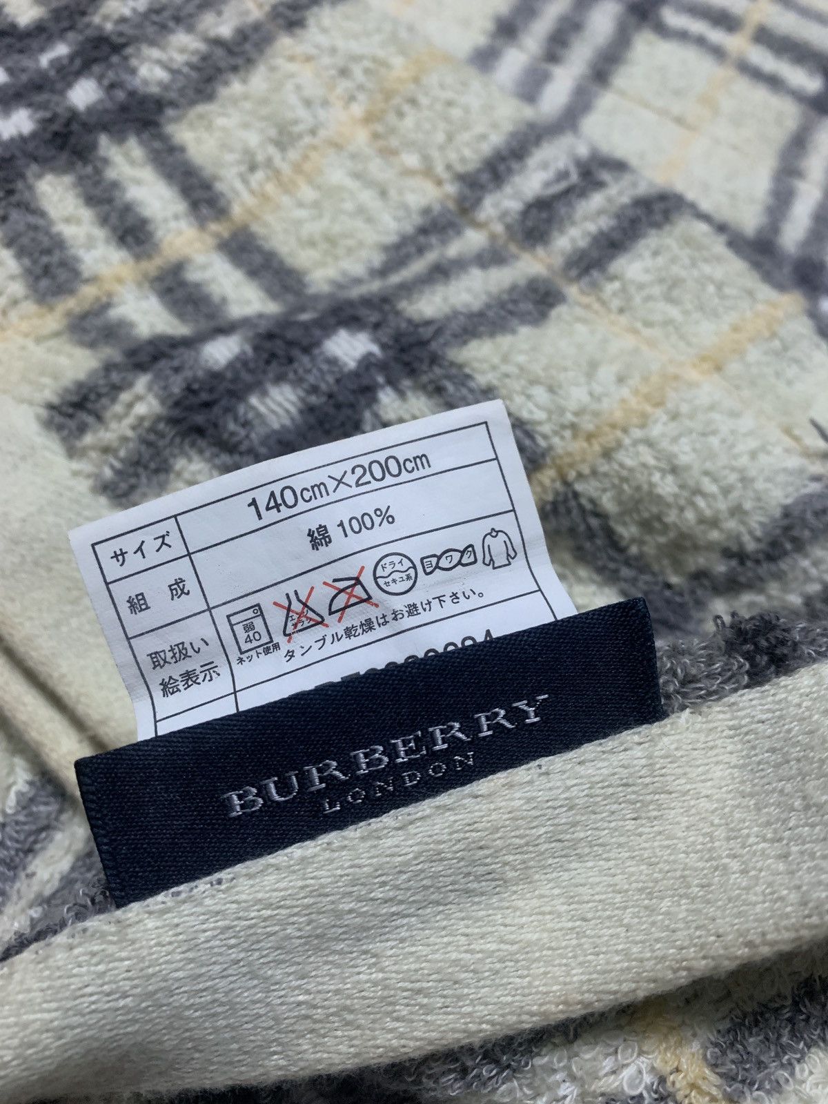 Burberry × Vintage Vintage Burberry London nova check fleece big blanket Size ONE SIZE - 4 Thumbnail