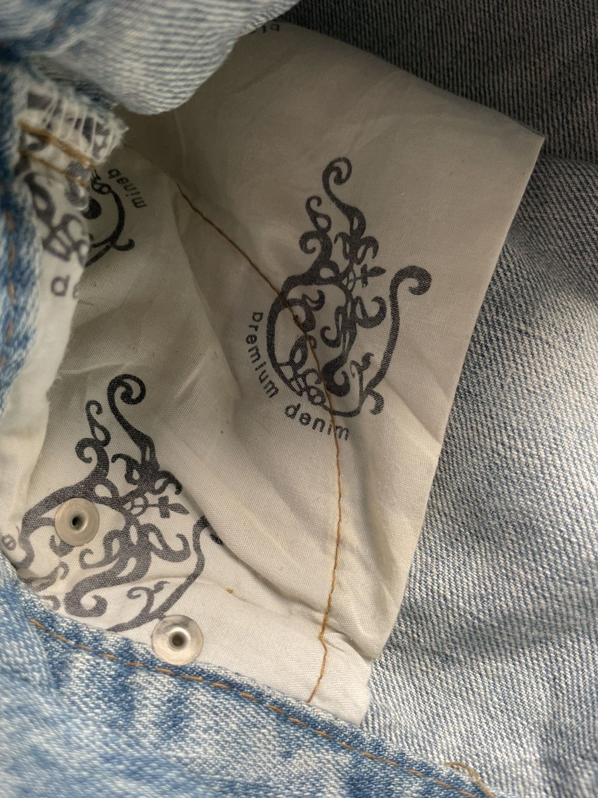Japanese Brand Jewel Avira Faded Wash Distressed Denim Size US 32 / EU 48 - 15 Thumbnail