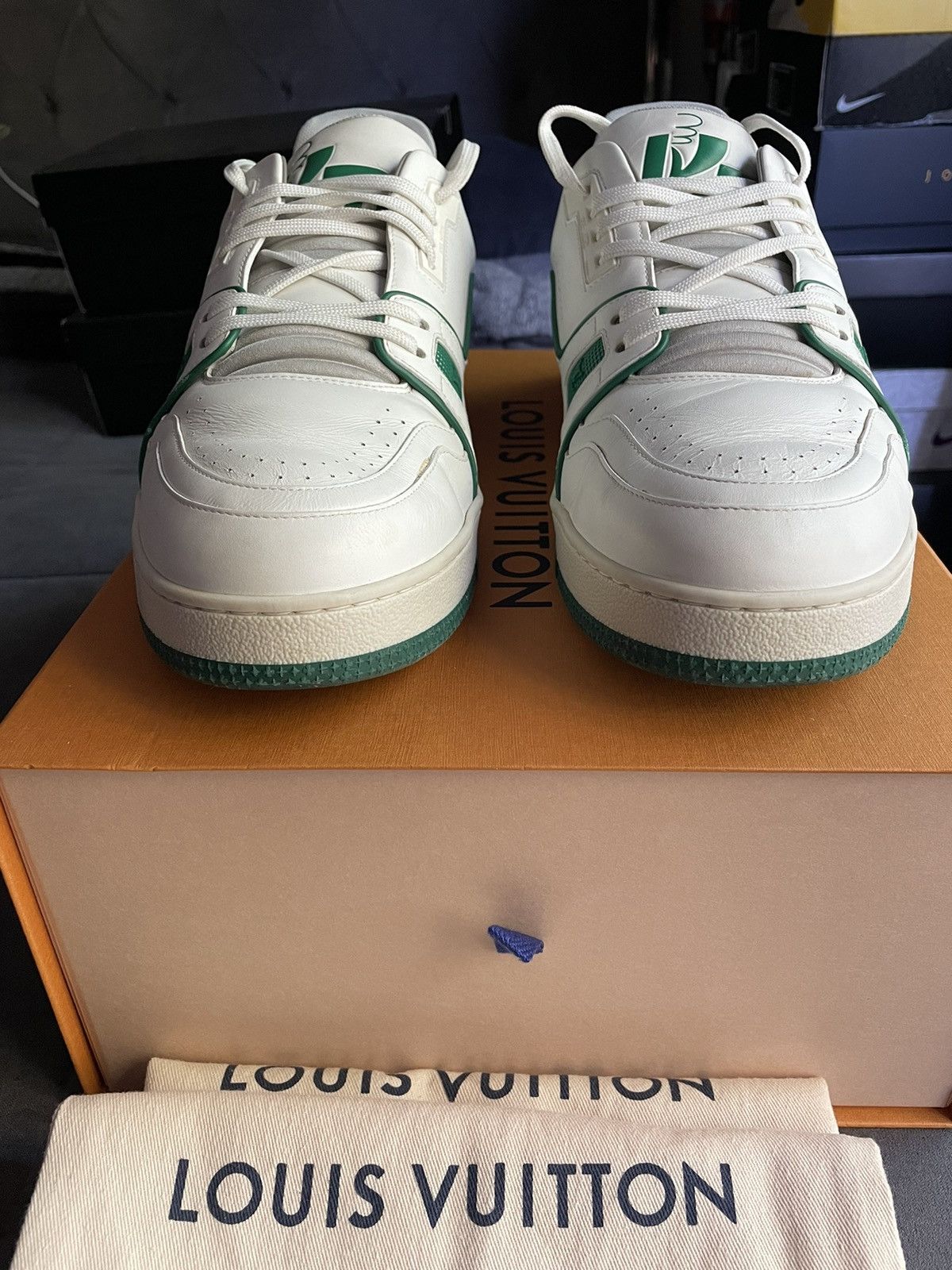 Louis Vuitton Louis Vuitton White Green OG Trainer Sneaker Size US 12 / EU 45 - 5 Thumbnail