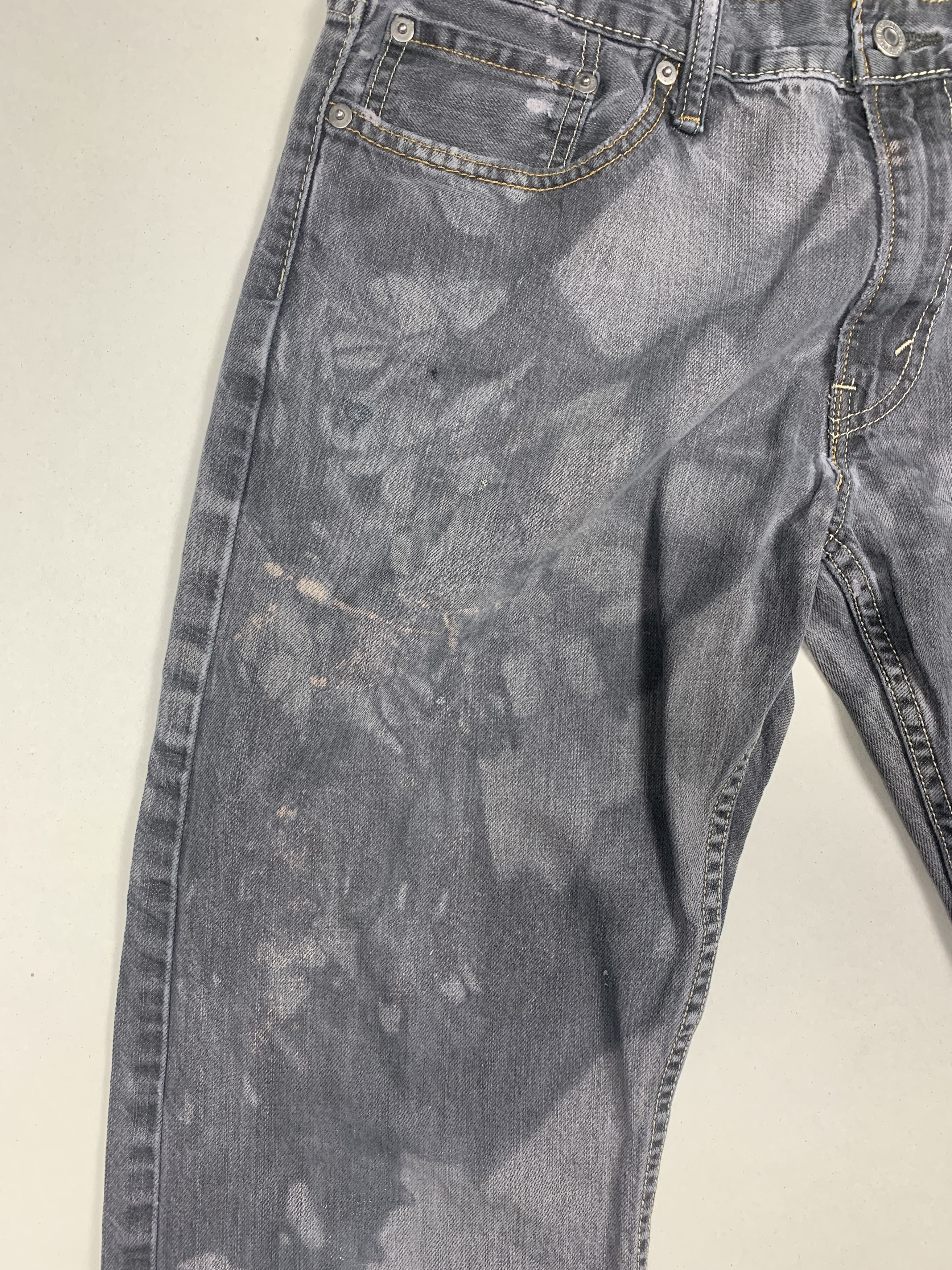 Levi's Vintage Levis 514 Distressed Faded Black Jeans P0009 Size US 34 / EU 50 - 23 Thumbnail