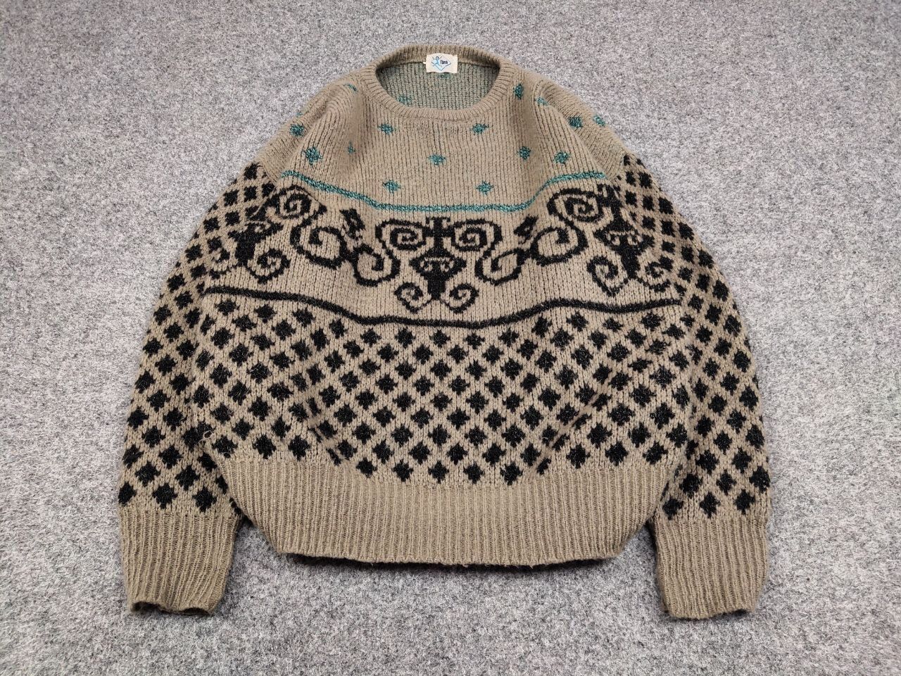 Japanese Brand Vintage 90's Japanese Mohair Beige Pattern Trend Sweater Size US M / EU 48-50 / 2 - 2 Thumbnail