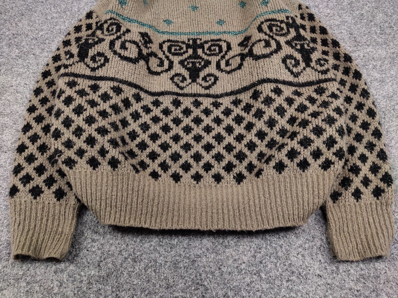 Japanese Brand Vintage 90's Japanese Mohair Beige Pattern Trend Sweater Size US M / EU 48-50 / 2 - 9 Thumbnail