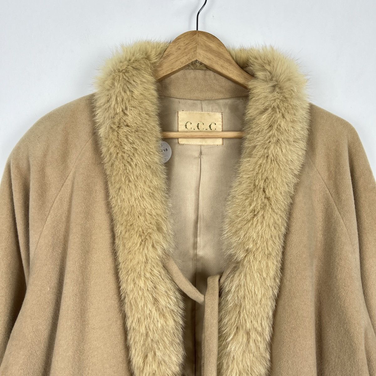 Japanese Brand Vintage Women Fur Collar Coat Jacket J0063 Size M / US 6-8 / IT 42-44 - 2 Thumbnail