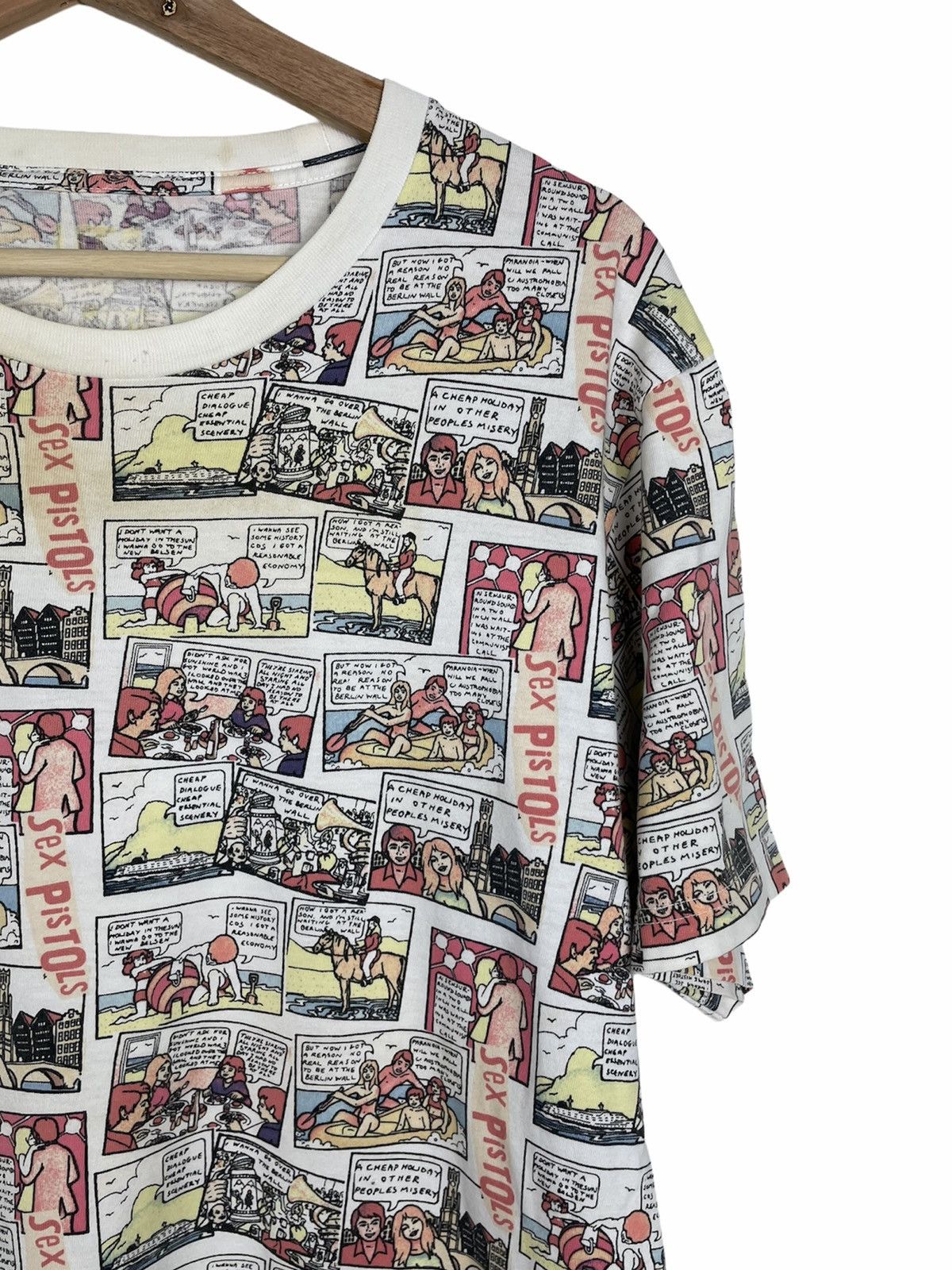 Band Tees SEX PISTOLS ALL OVER PRINT COMIC DESIGN 2016 UNIQLO Size US L / EU 52-54 / 3 - 5 Thumbnail