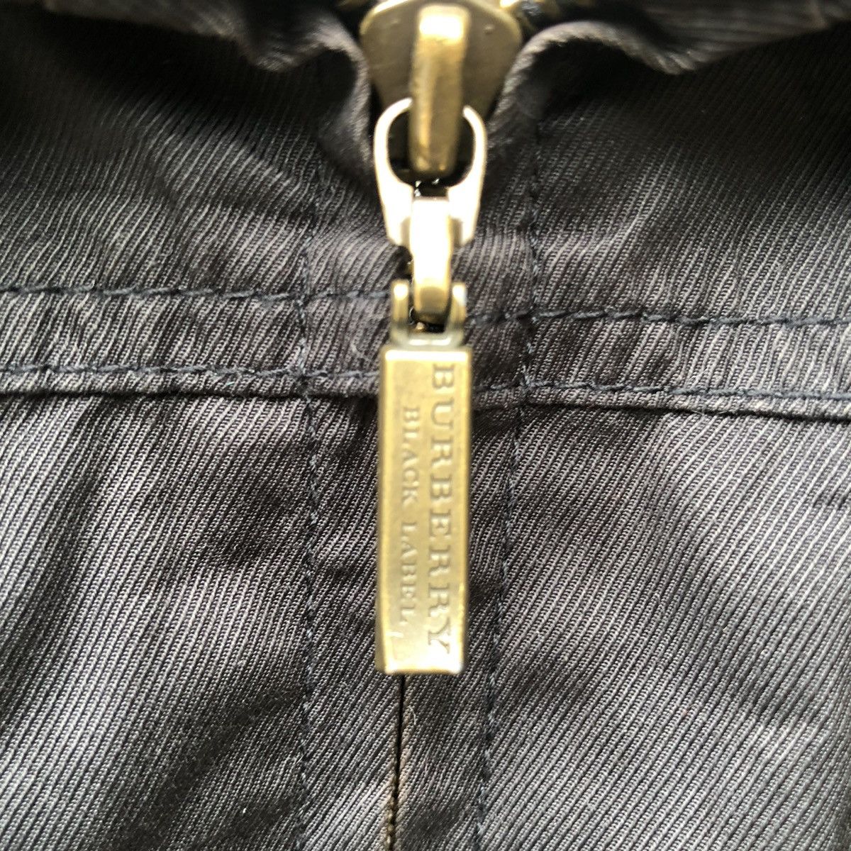 Burberry BURBERRY NOVA CHECK BLACK LABEL JACKET Size US M / EU 48-50 / 2 - 16 Thumbnail