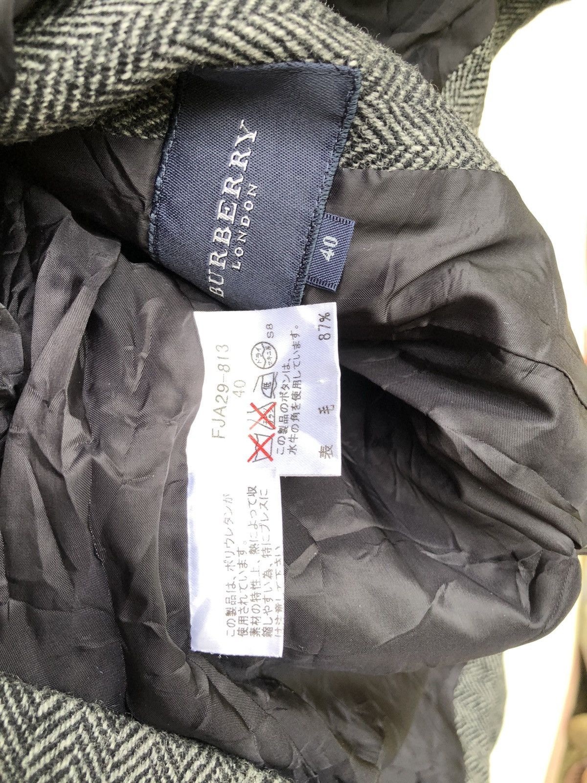 Burberry Vintage Burberry Blazer Jacket Size M / US 6-8 / IT 42-44 - 4 Thumbnail