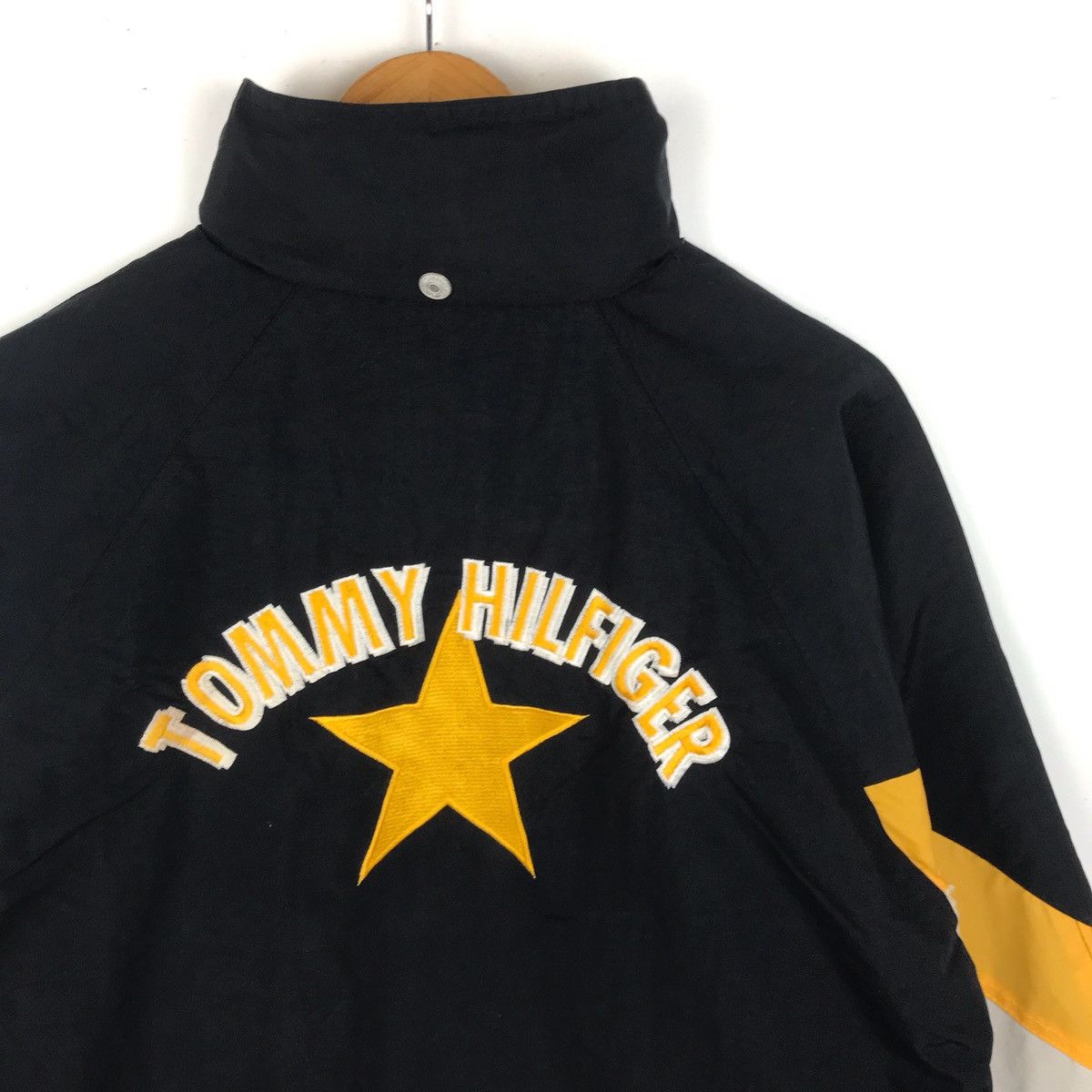 Tommy Hilfiger × Vintage Vintage 90s TOMMY HILFIGER Star With Big Logo Size US M / EU 48-50 / 2 - 4 Thumbnail
