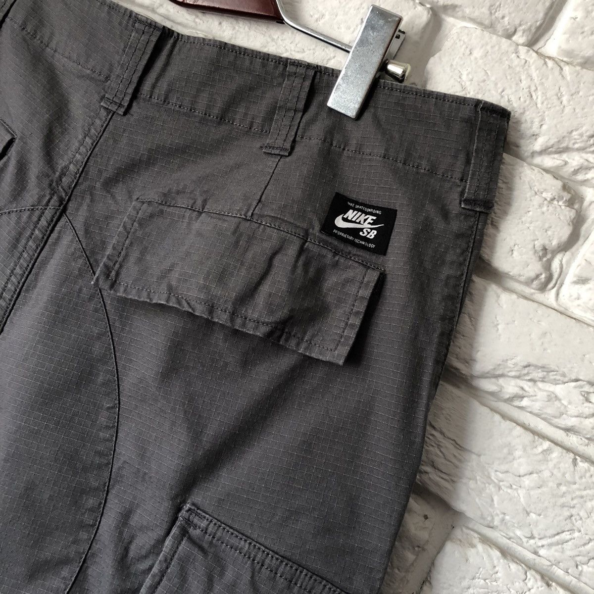 Nike × Vintage Nike SB bermuda cargo vintage shorts Size US 32 / EU 48 - 4 Thumbnail