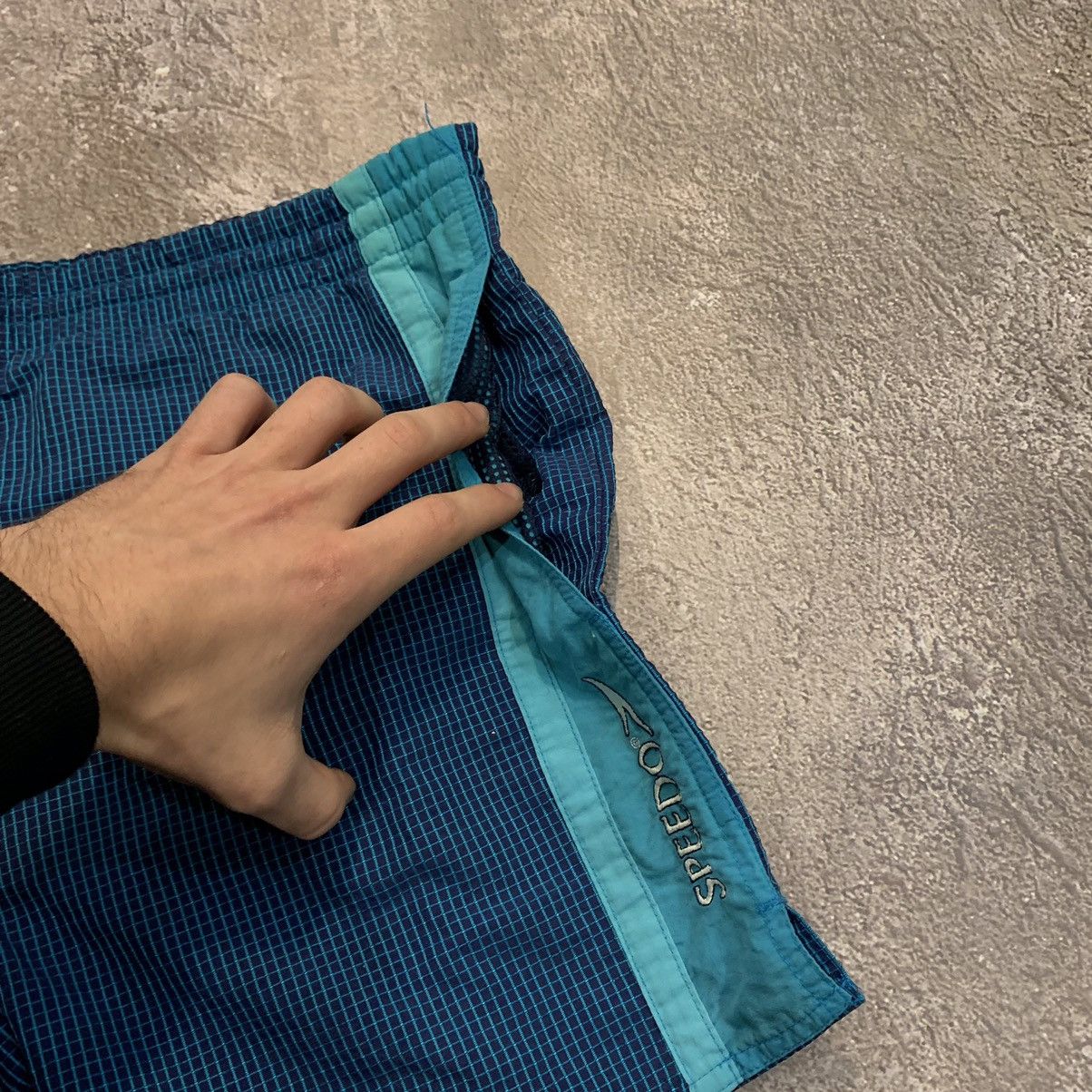Vintage Vintage Speedo Y2K Swim Shorts Streetwear Casual Navy 30 Size US 30 / EU 46 - 4 Thumbnail
