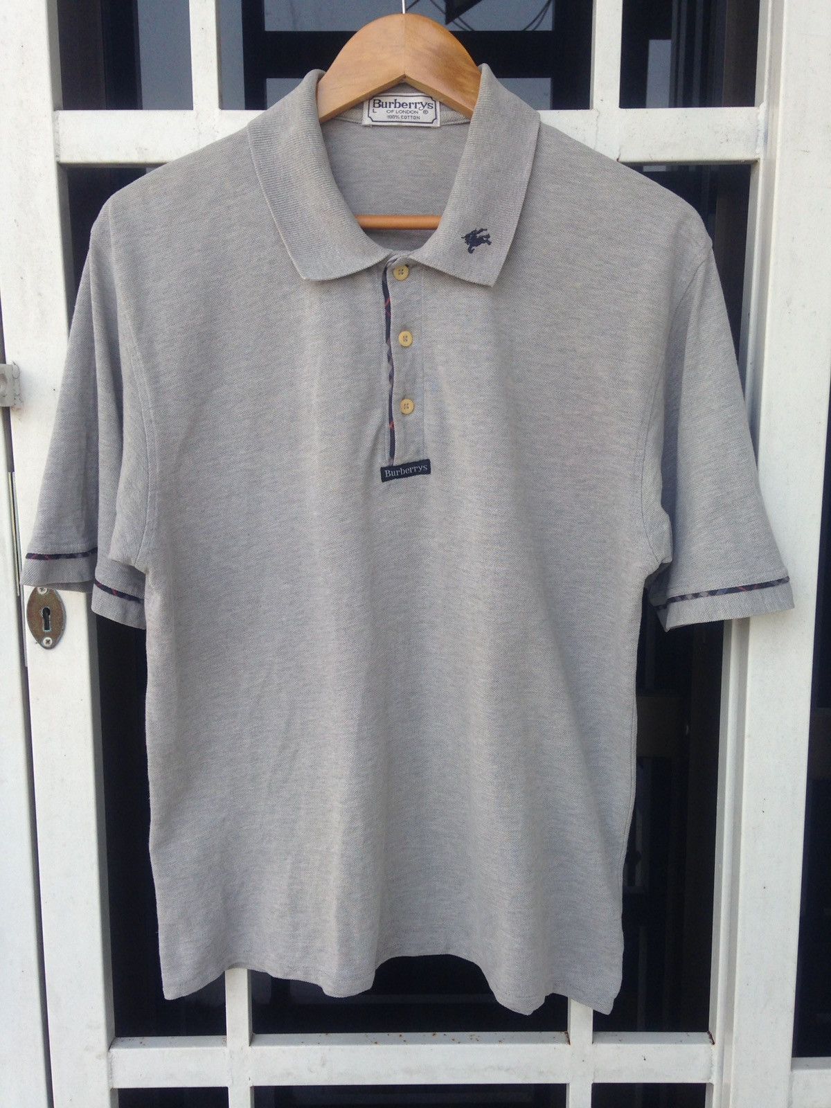 Burberry × Vintage Vintage Burberry Tshirt Size US L / EU 52-54 / 3 - 1 Thumbnail
