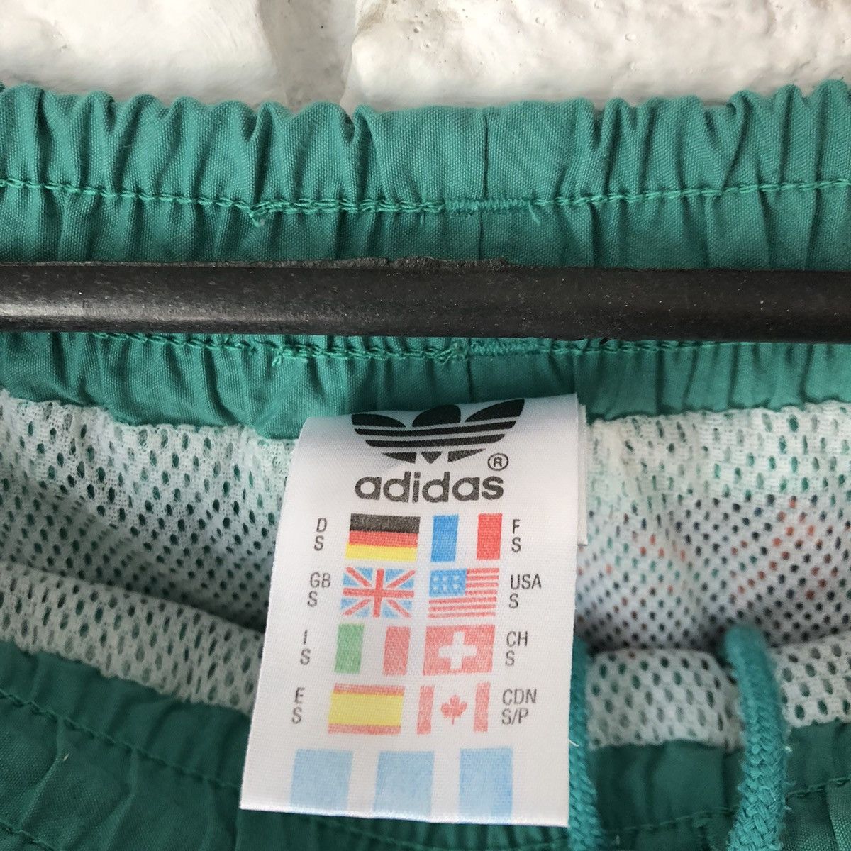Adidas Adidas vintage shorts Size US 32 / EU 48 - 6 Thumbnail