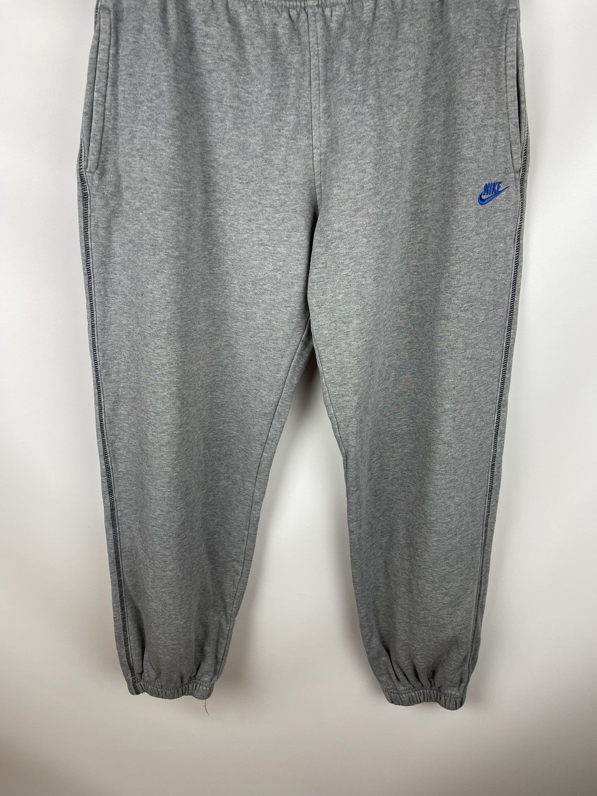 Nike Nike vintage y2k grey sweat track pants swoosh embroidered Size US 32 / EU 48 - 5 Thumbnail