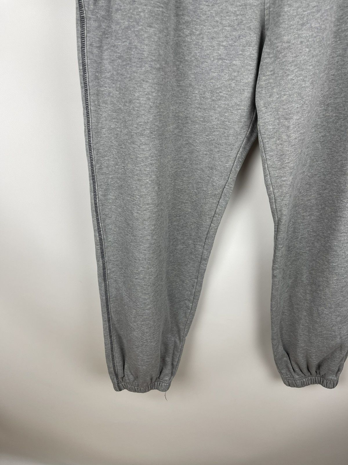Nike Nike vintage y2k grey sweat track pants swoosh embroidered Size US 32 / EU 48 - 4 Thumbnail