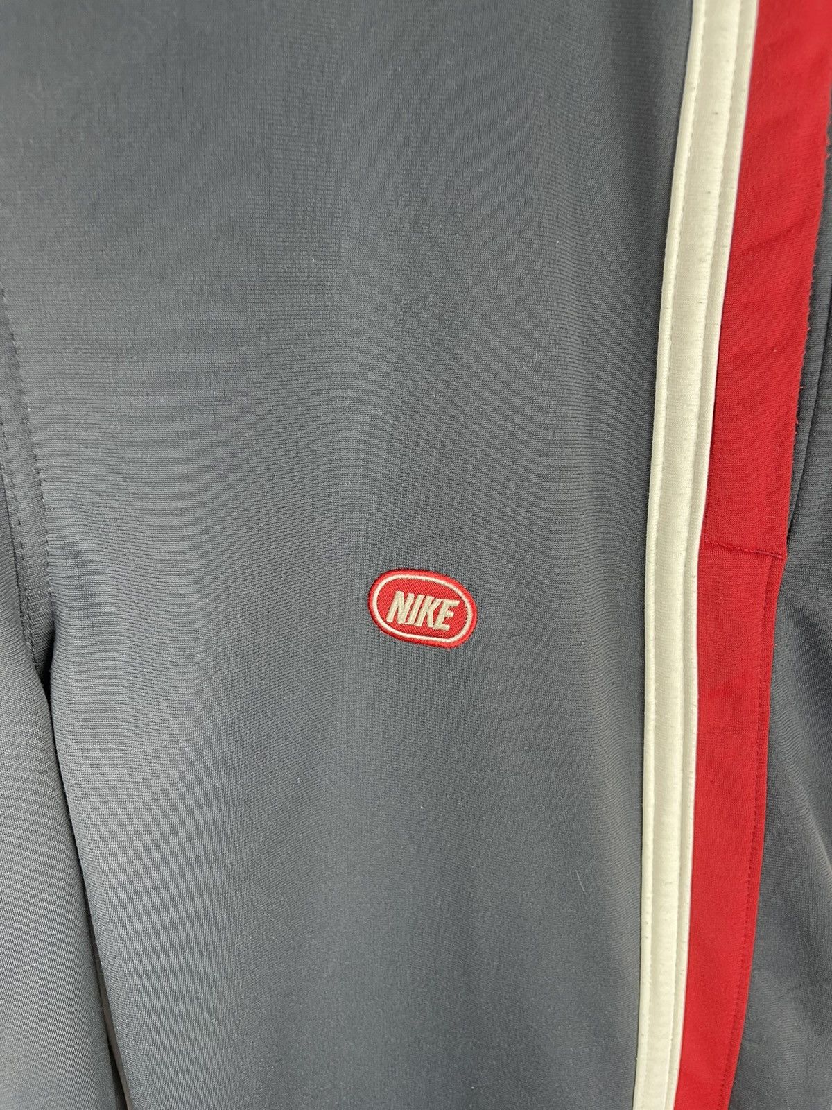 Nike Nike vintage y2k grey with striped track pants Size US 34 / EU 50 - 5 Thumbnail