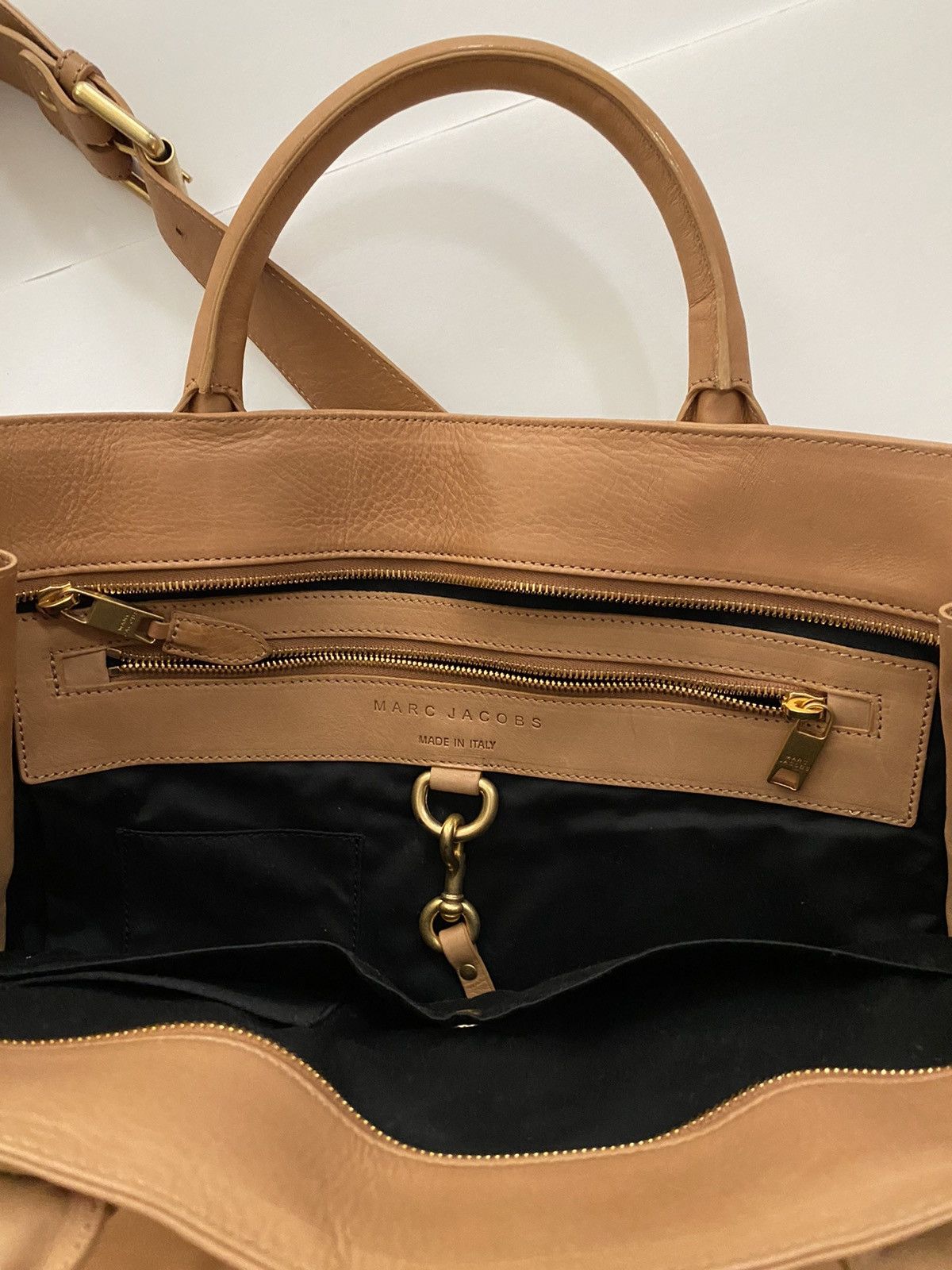 Marc Jacobs Marc Jacobs Collection Mens Leather Bag $1890 Size ONE SIZE - 9 Thumbnail