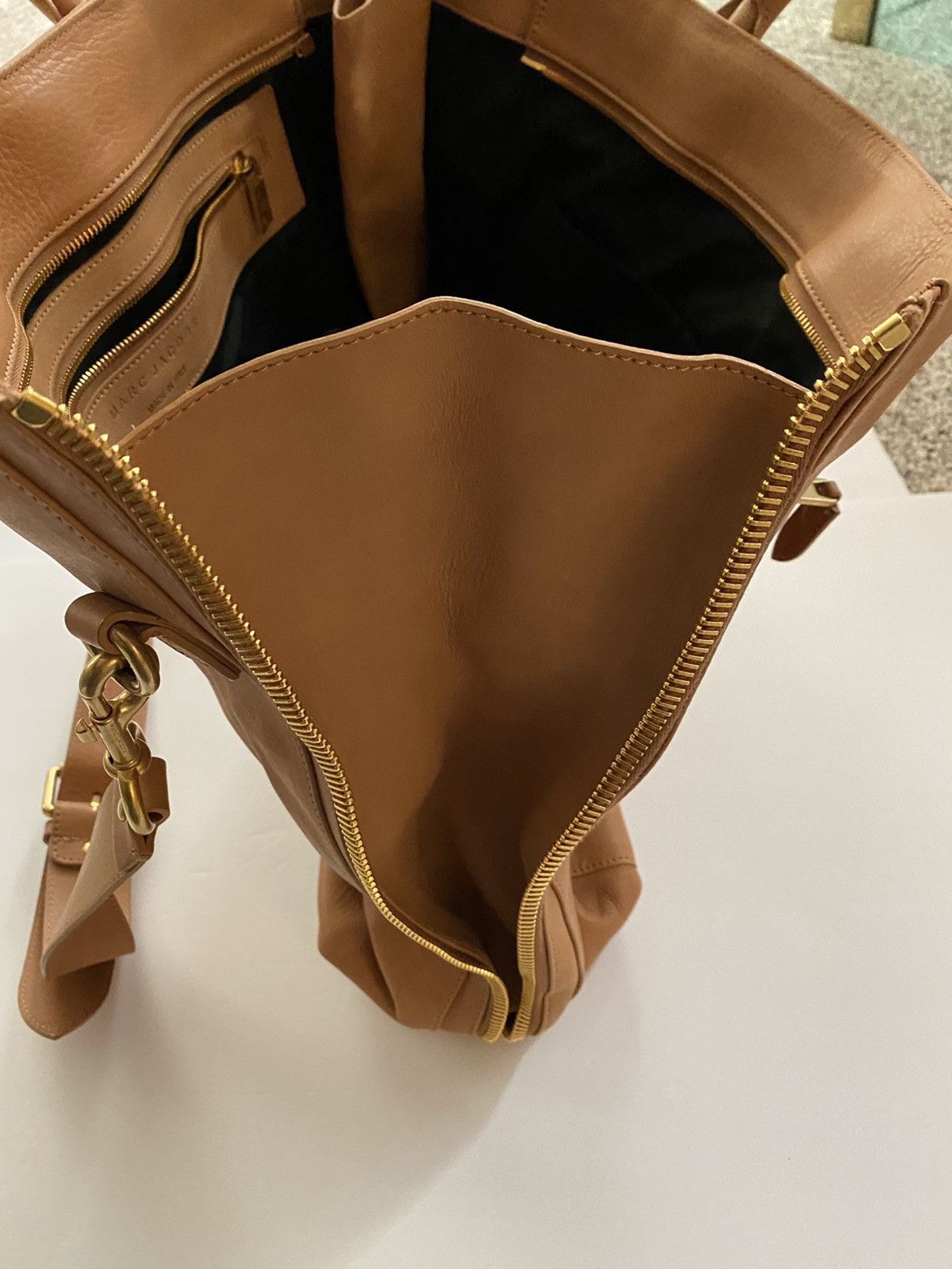 Marc Jacobs Marc Jacobs Collection Mens Leather Bag $1890 Size ONE SIZE - 8 Thumbnail