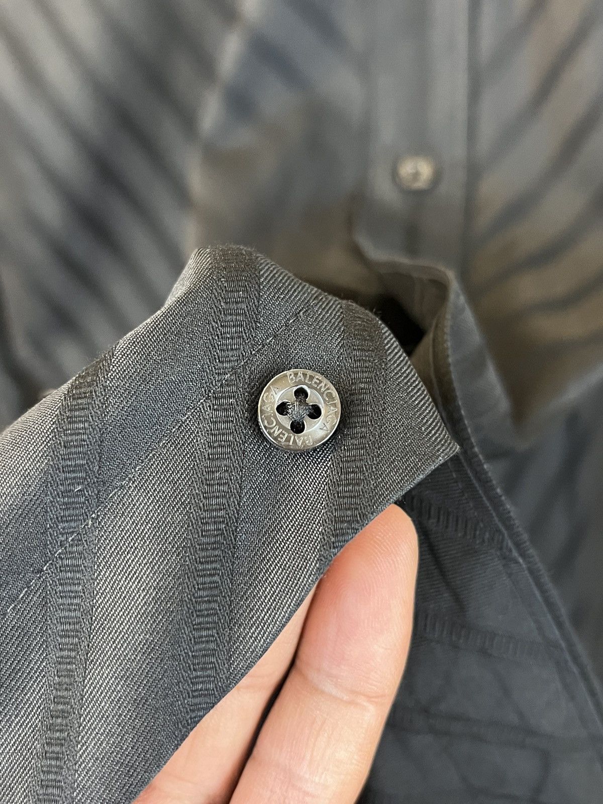 Balenciaga Archival Balenciaga Longsleeve Shirts Size US L / EU 52-54 / 3 - 17 Thumbnail