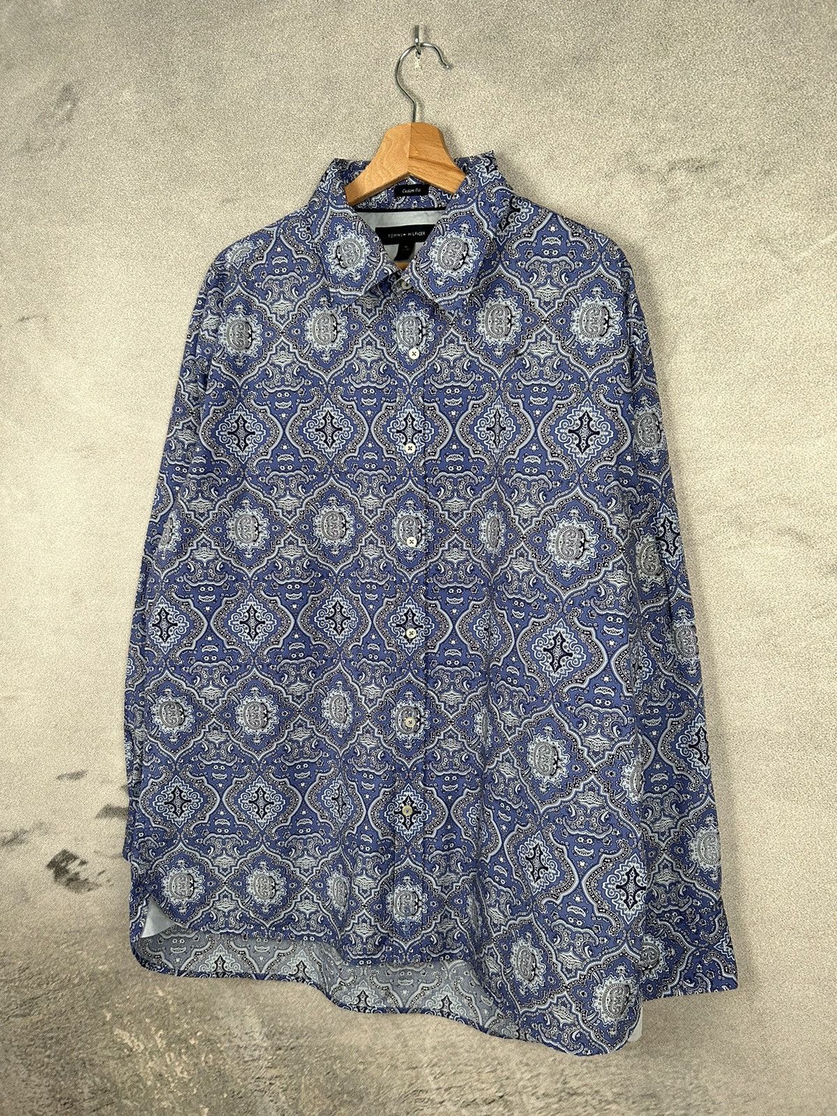Other Tommy Hilfiger Button Shirt Paisley Printed Bandana Size US XL / EU 56 / 4 - 2 Thumbnail