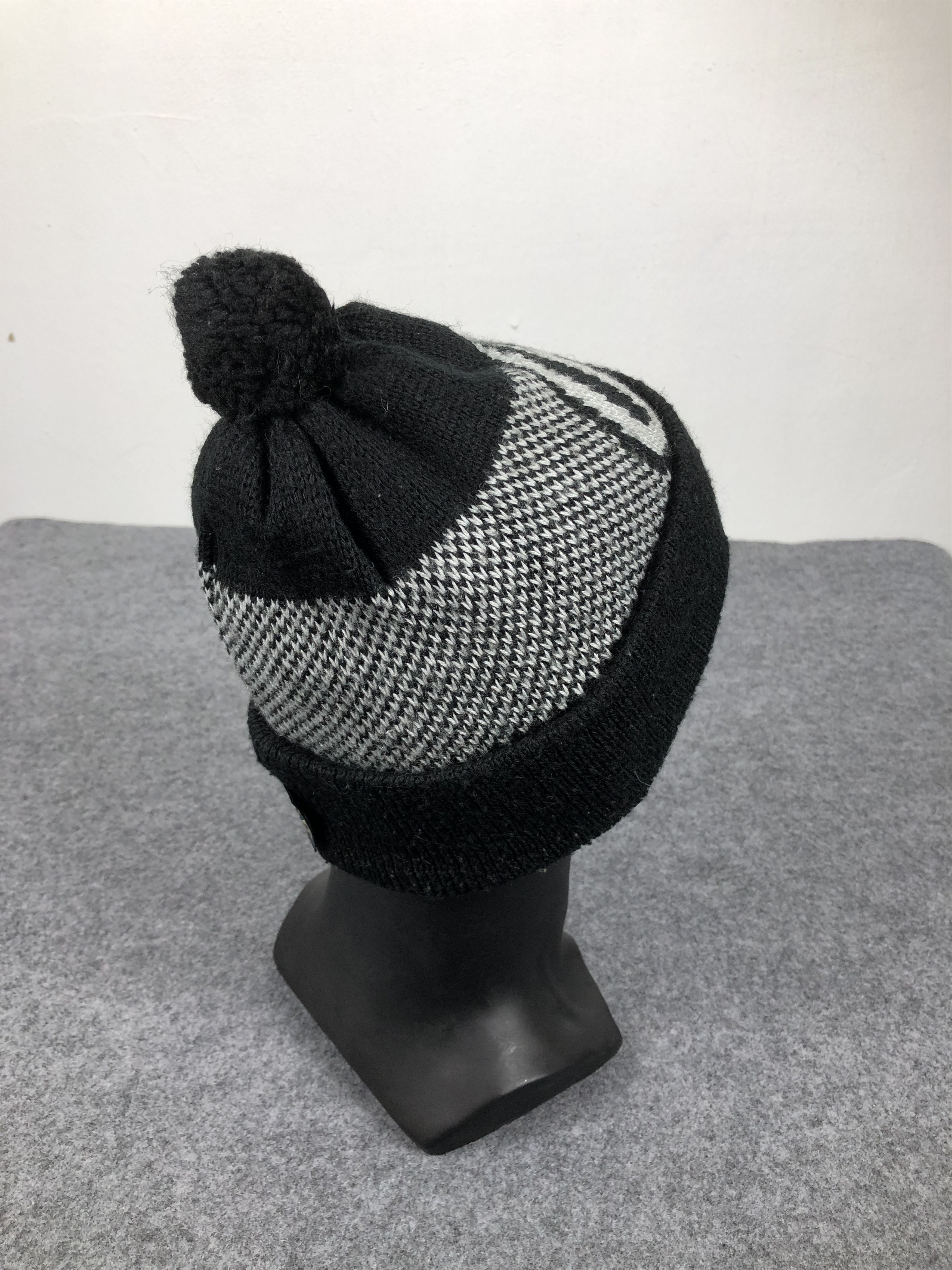 Asics Vintage Rawlings by Asics Beanie / Snow Hat / Snow Cap Size ONE SIZE - 4 Thumbnail
