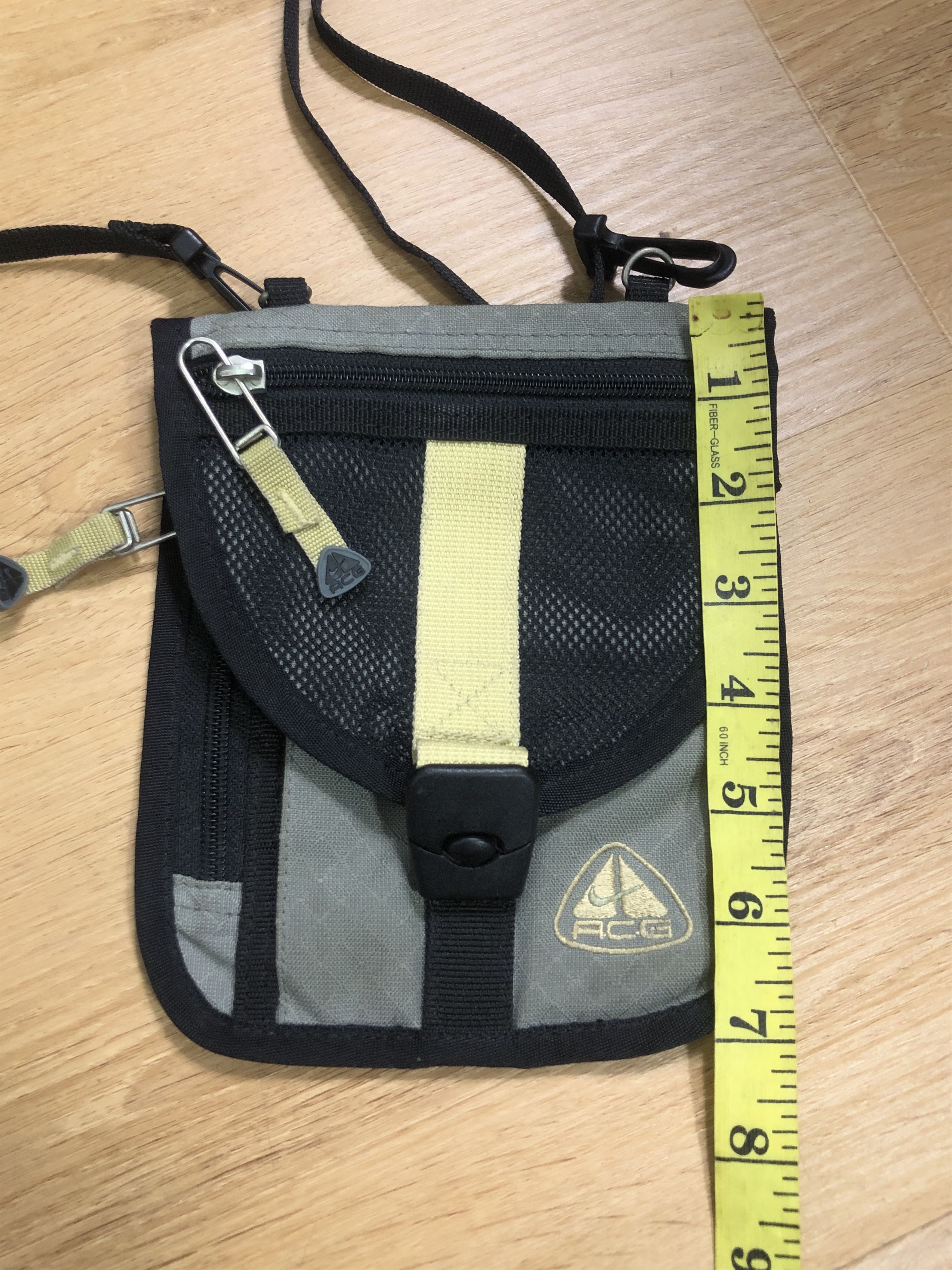 Nike RARE🔥VINTAGE 90’S NIKE ACG MINI SLING WALLET BAG Size ONE SIZE - 11 Thumbnail