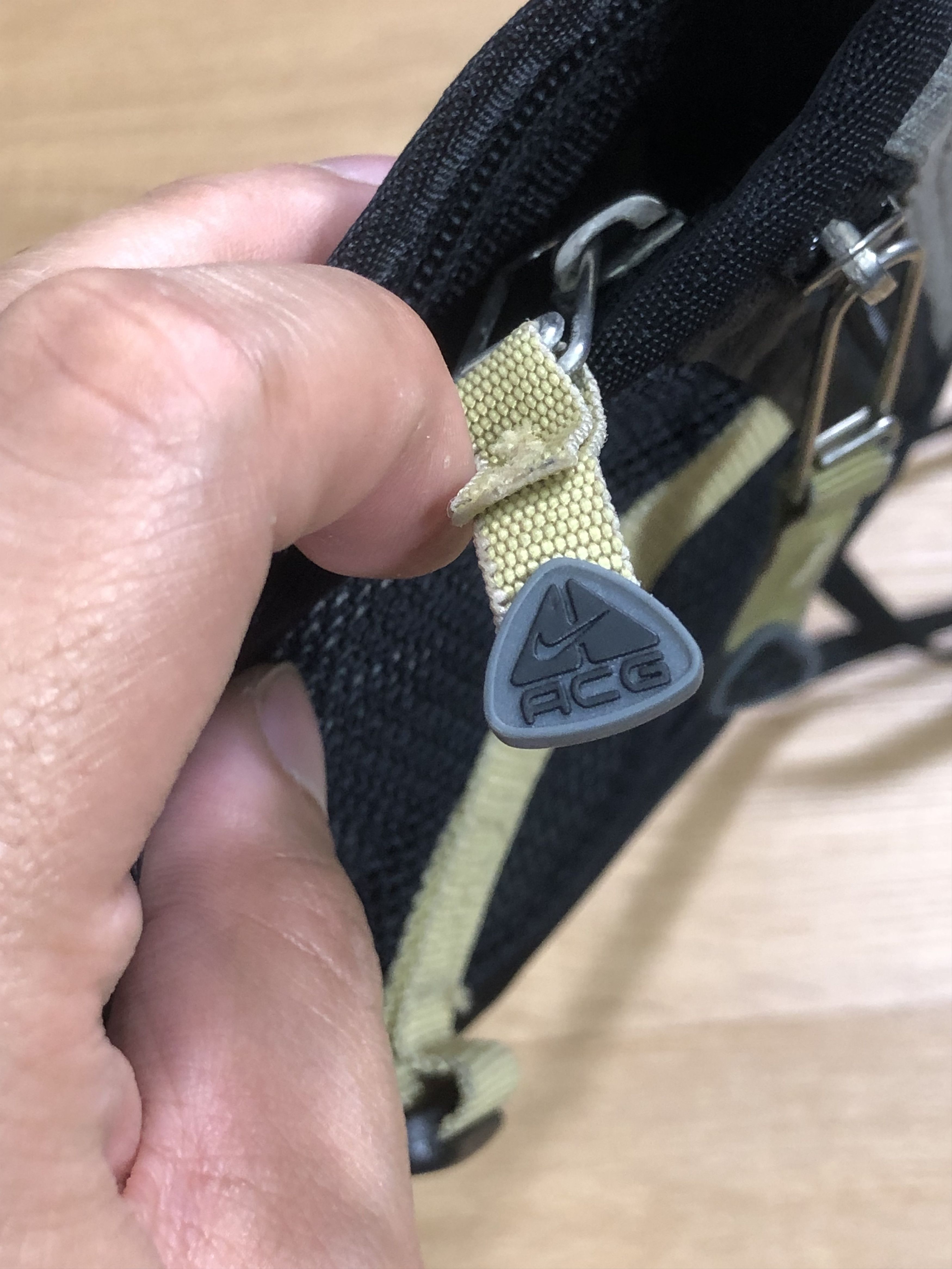 Nike RARE🔥VINTAGE 90’S NIKE ACG MINI SLING WALLET BAG Size ONE SIZE - 4 Thumbnail