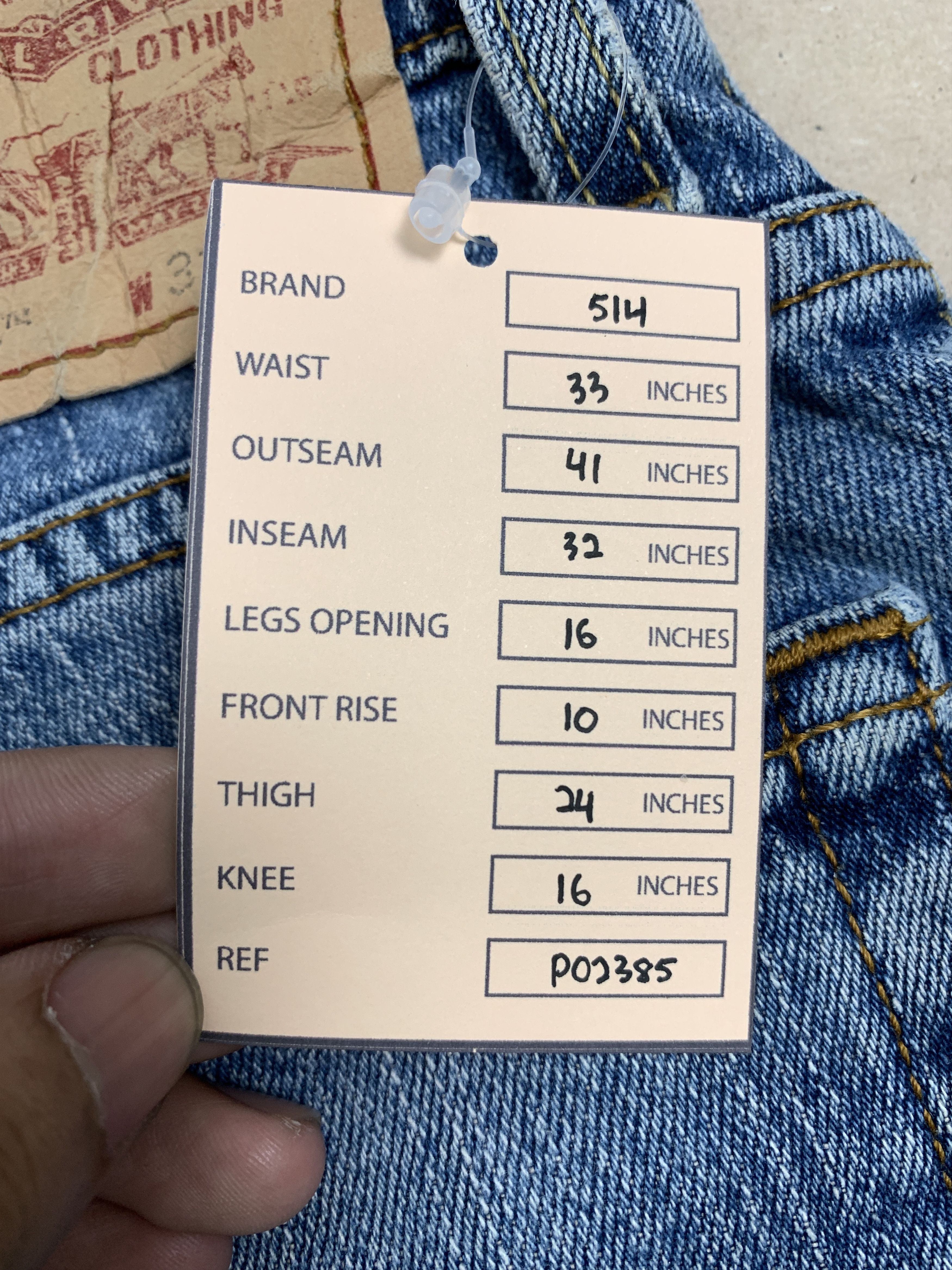 Levi's Vintage Levis 514 Straight Cut Faded Mid Wash Jeans P0385 Size US 33 - 14 Thumbnail