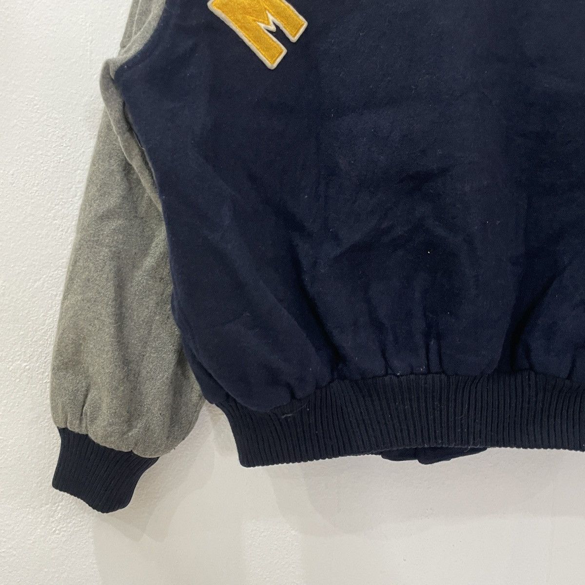 Other Vintage MV Club Big Logo Varsity Jacket Size US L / EU 52-54 / 3 - 3 Thumbnail